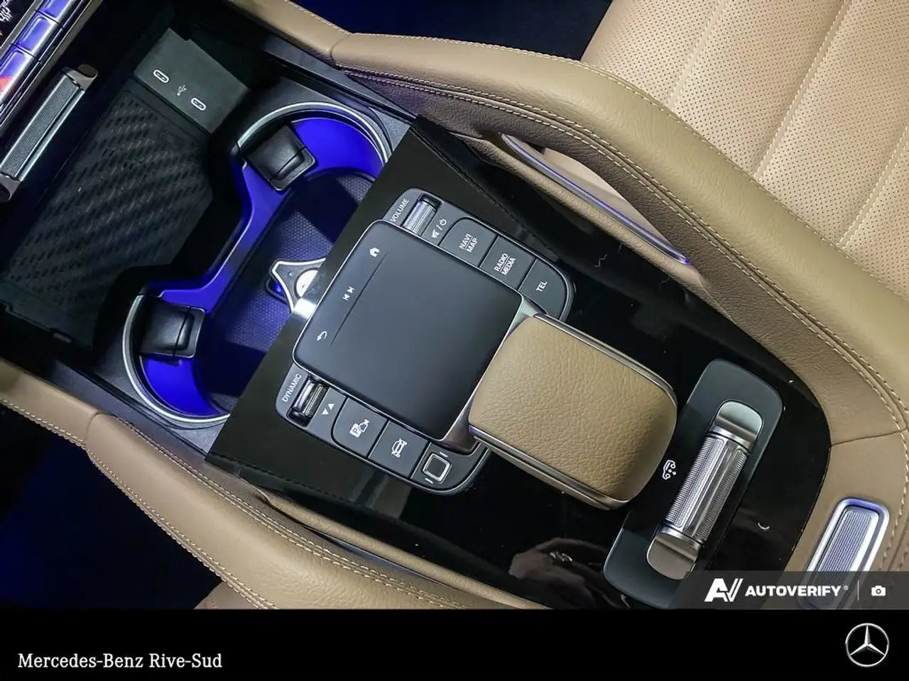Mercedes-Benz GLE снимка Mercedes-Benz GLE