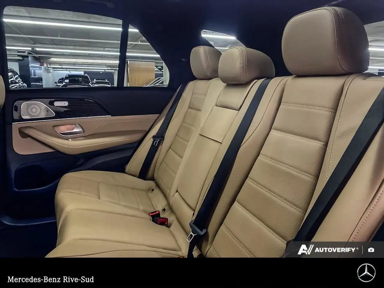 Mercedes-Benz GLE снимка Mercedes-Benz GLE