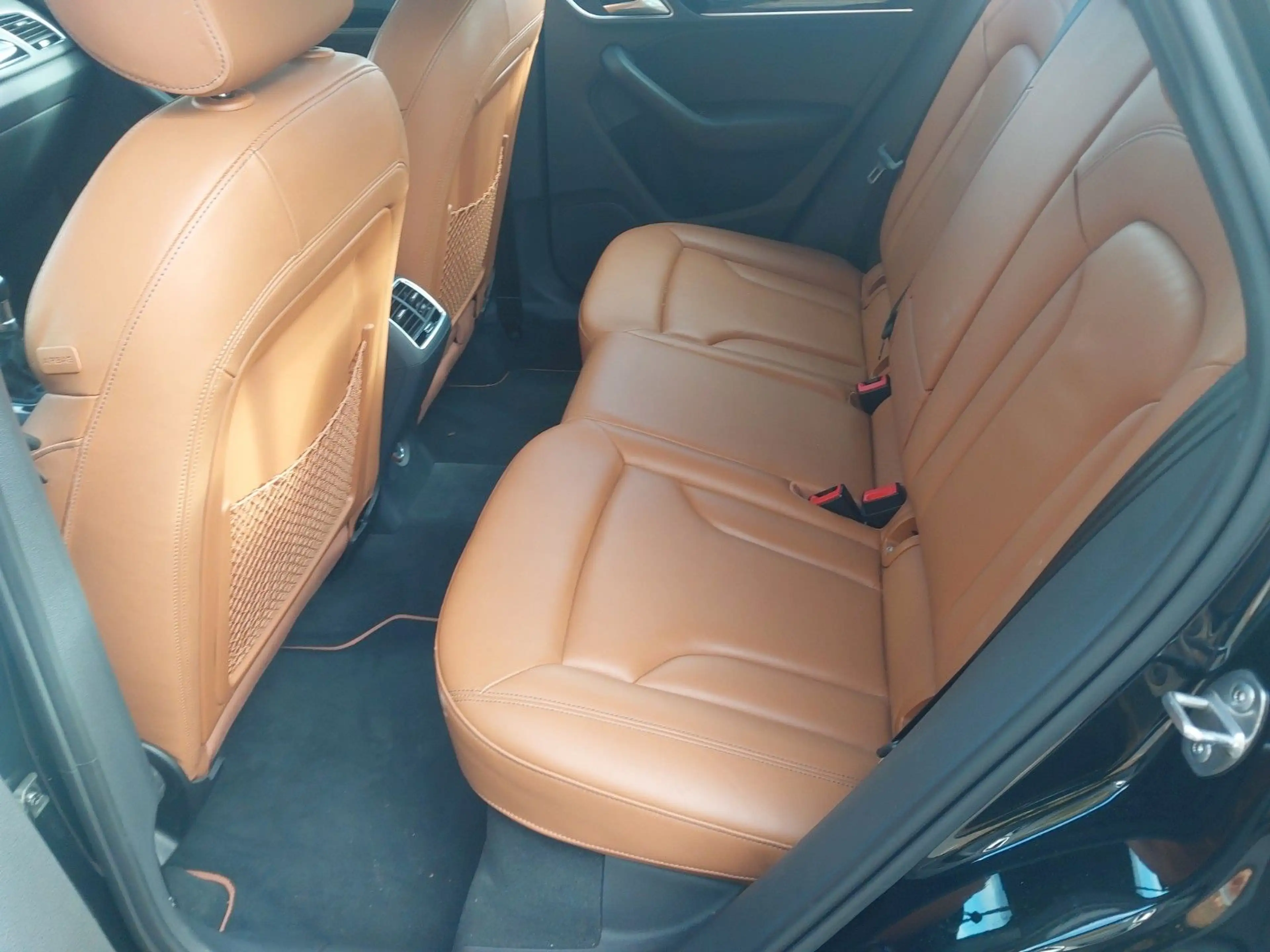 Audi Q3 quattro Exclusive Line — photo 10