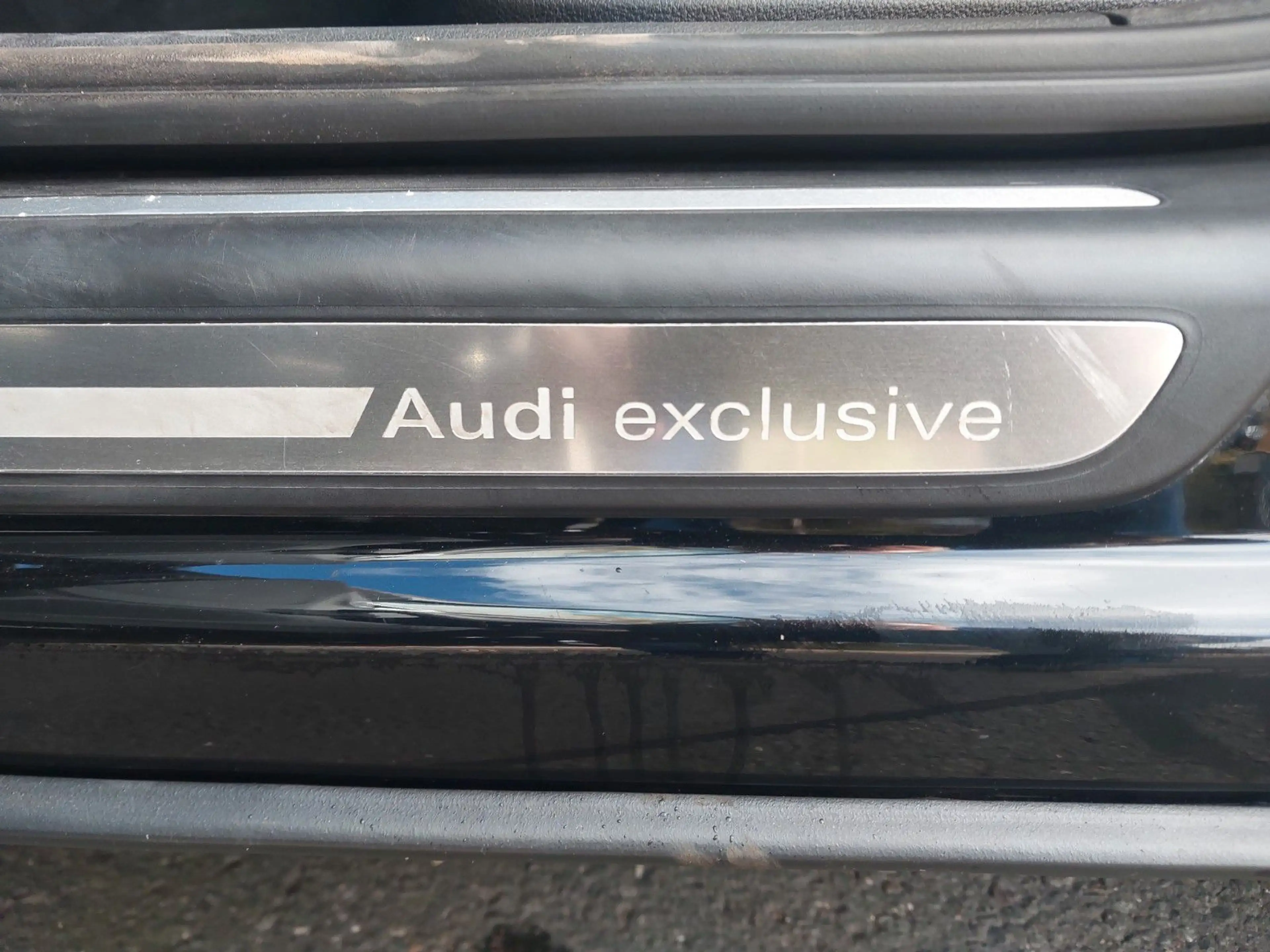 Audi Q3 quattro Exclusive Line — photo 17
