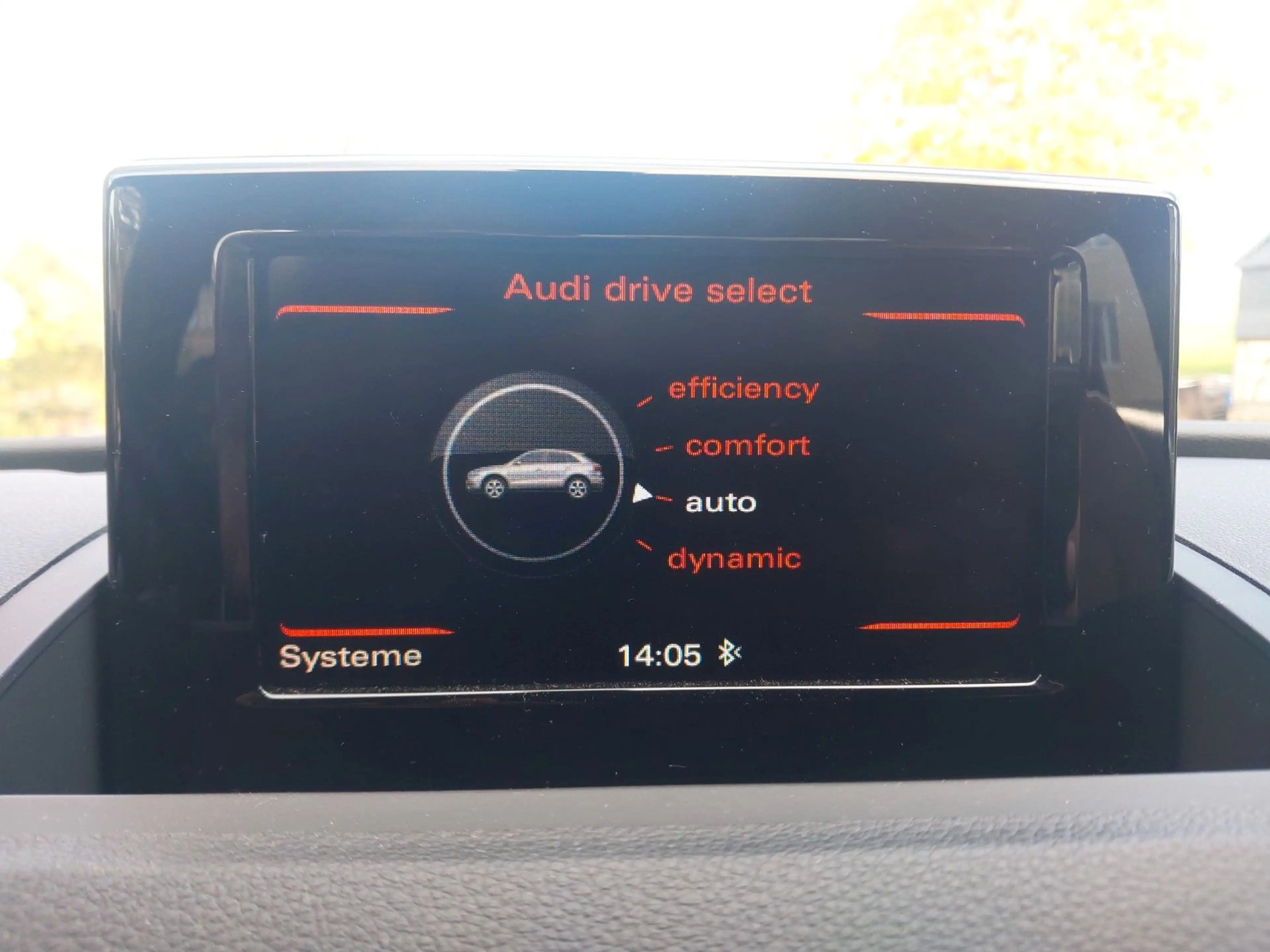 Audi Q3 quattro Exclusive Line — photo 15