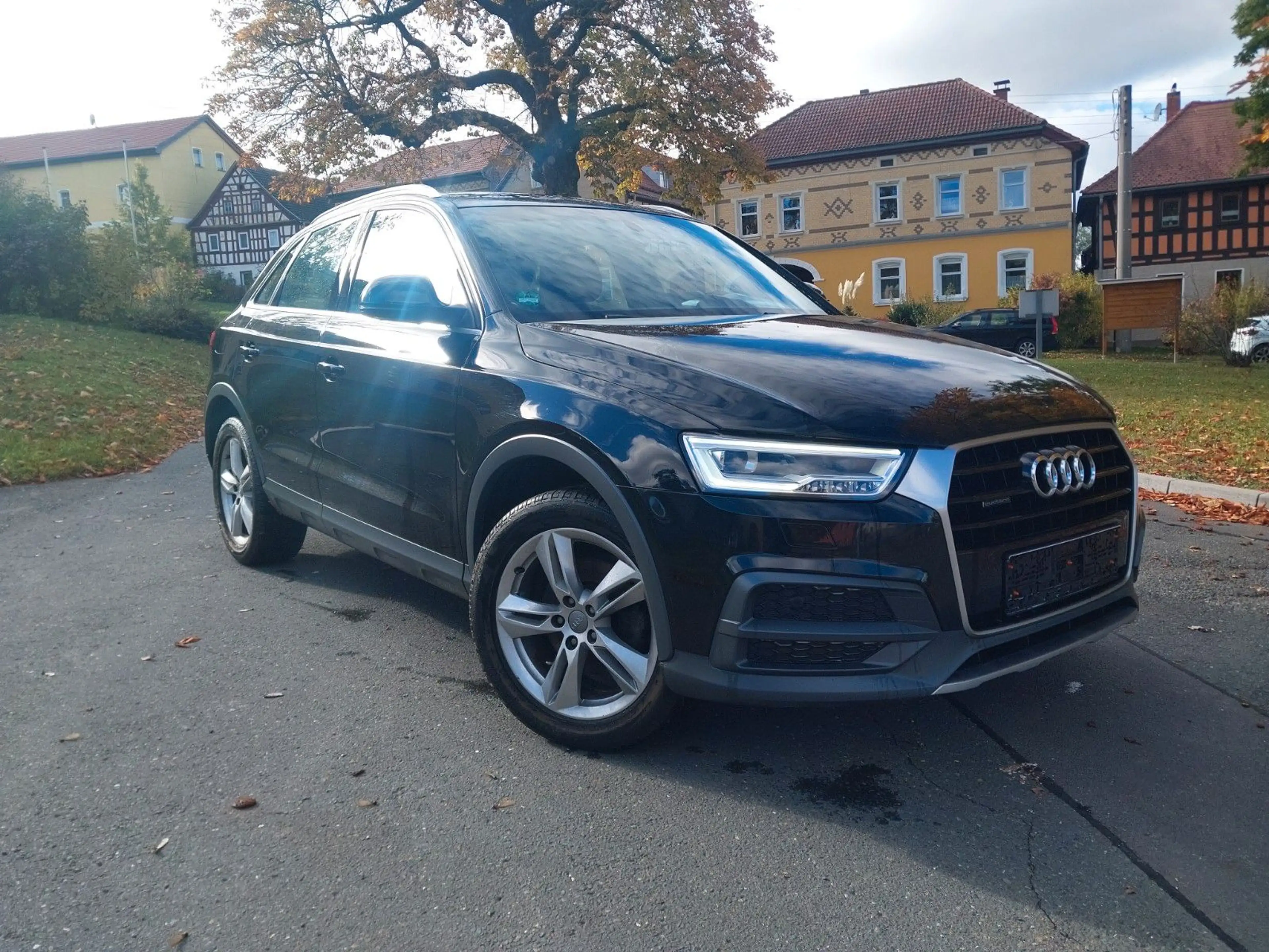 Audi Q3 quattro Exclusive Line