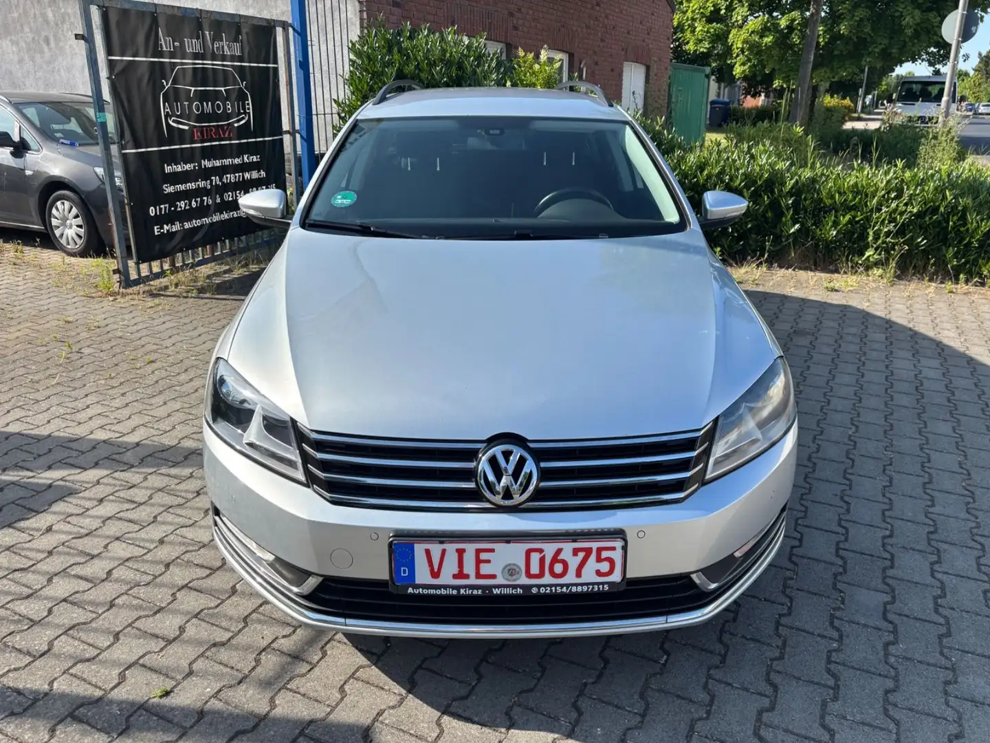 Volkswagen Passat Variant BlueMotion NAVI PDC SHZ TEMP Argent - 2