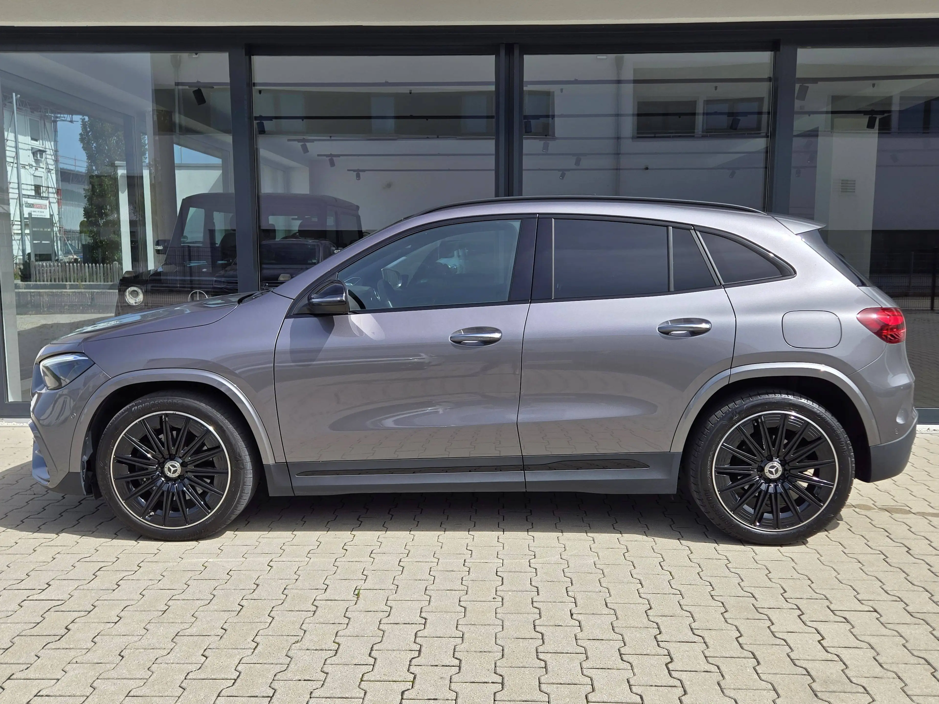 Mercedes-Benz GLA 200 GLA 200 d 4Matic AMG Line |Panorama|Burmester|Leder|FACELIFT Modell — photo 12