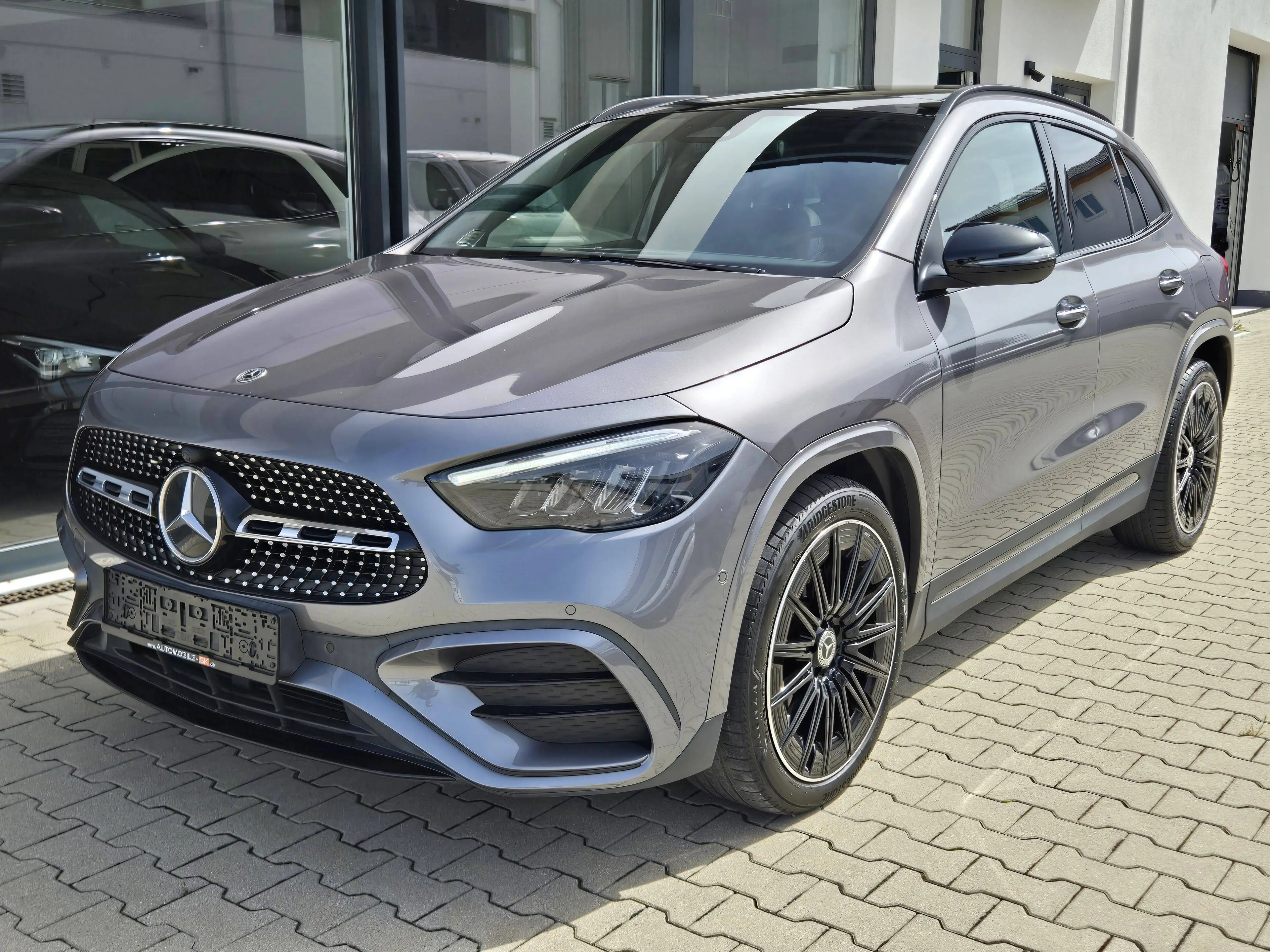 Mercedes-Benz GLA 200 GLA 200 d 4Matic AMG Line |Panorama|Burmester|Leder|FACELIFT Modell — photo 6