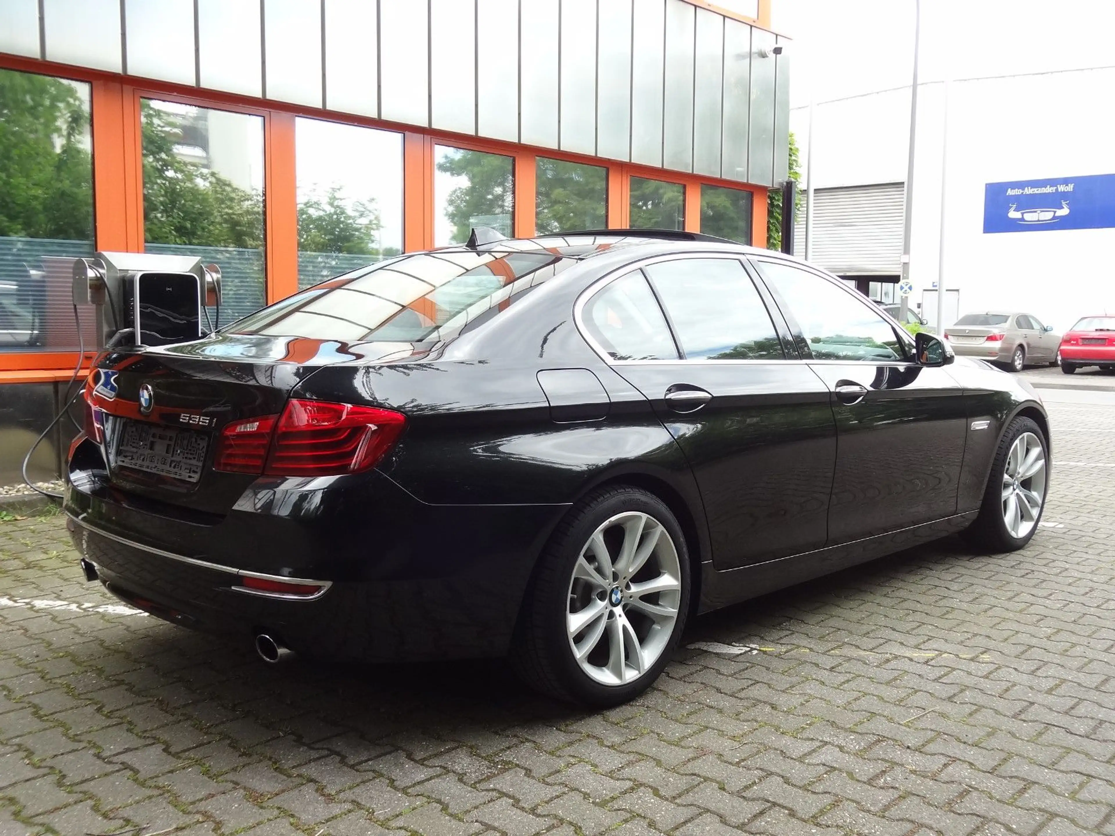 BMW 535 i Limousine Aut. Luxury/Xenon/Leder/Navi/ — photo 4