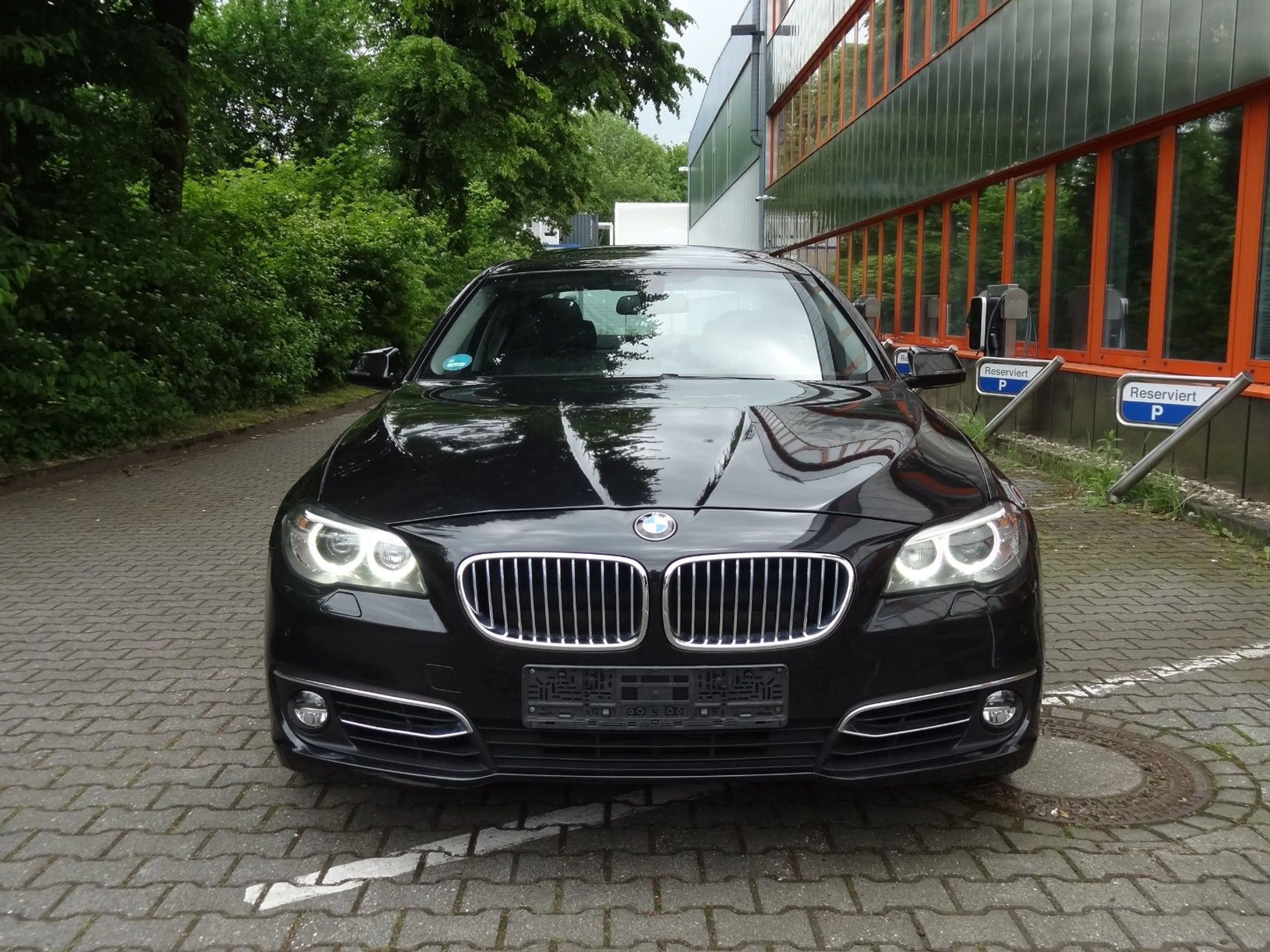BMW 535 i Limousine Aut. Luxury/Xenon/Leder/Navi/ — photo 2