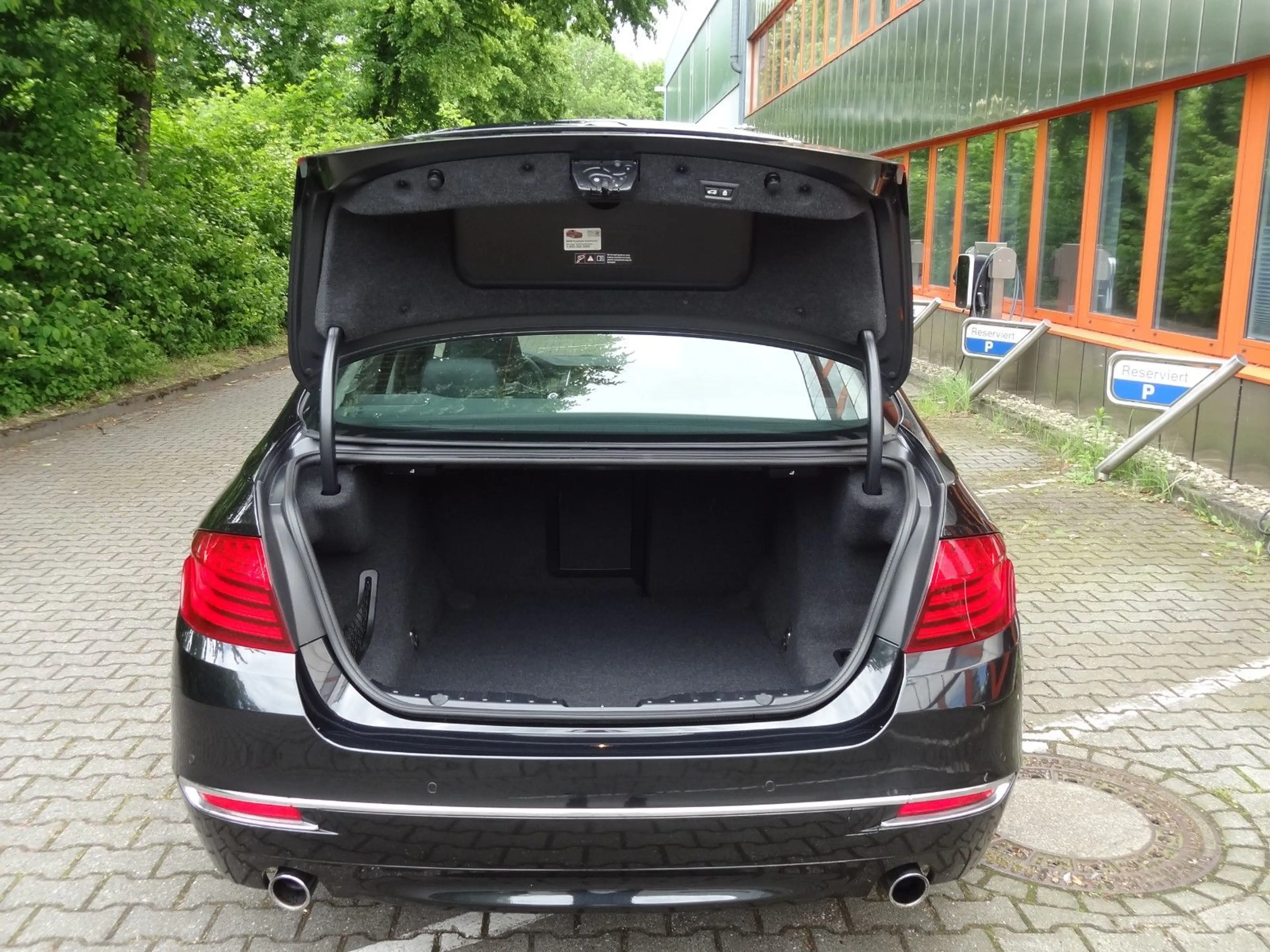 BMW 535 i Limousine Aut. Luxury/Xenon/Leder/Navi/ — photo 14