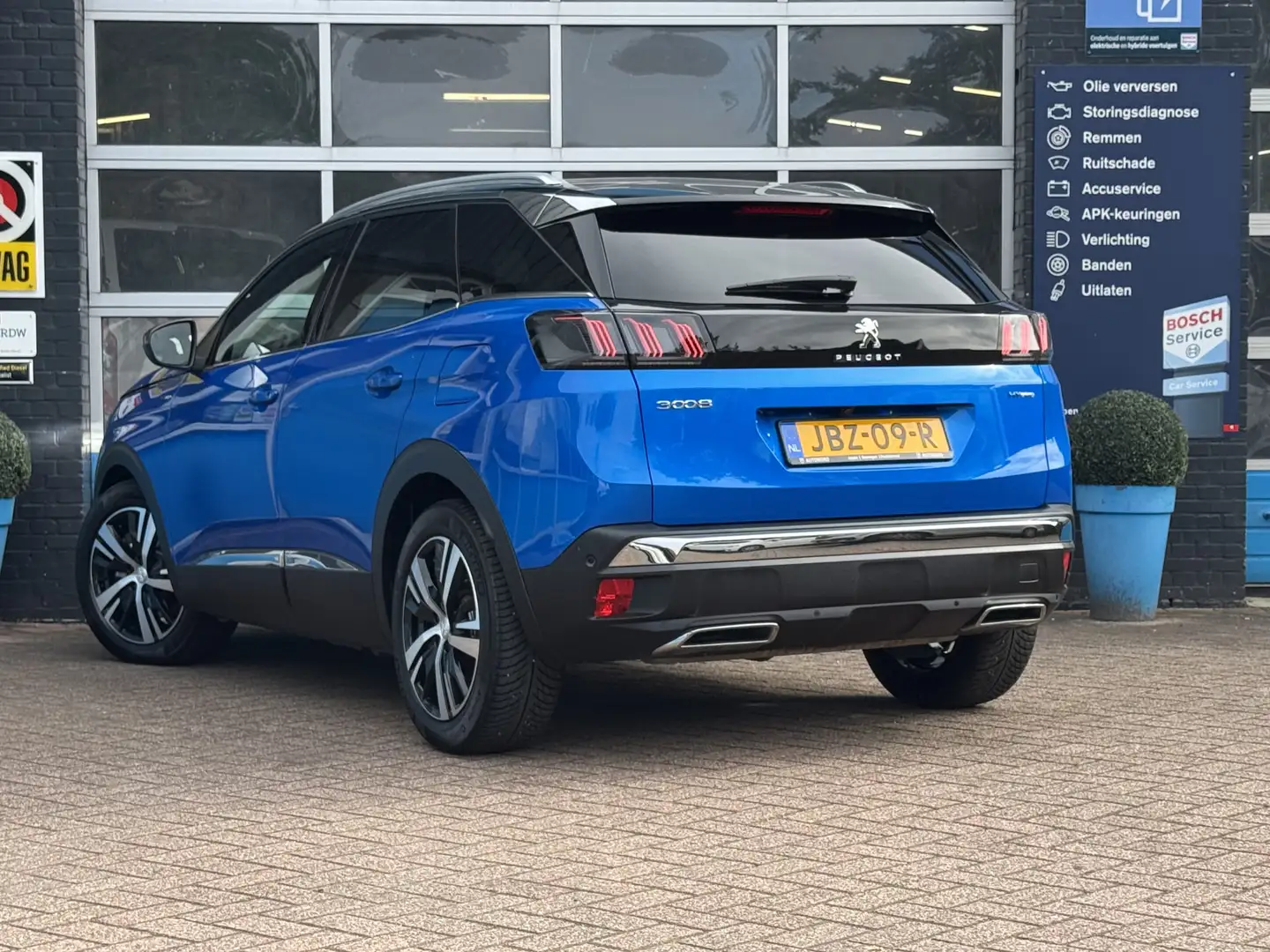 Peugeot 3008 1.6 HYbrid 225 GT GRATIS Afleverpakket! | Camera | Blauw - 2