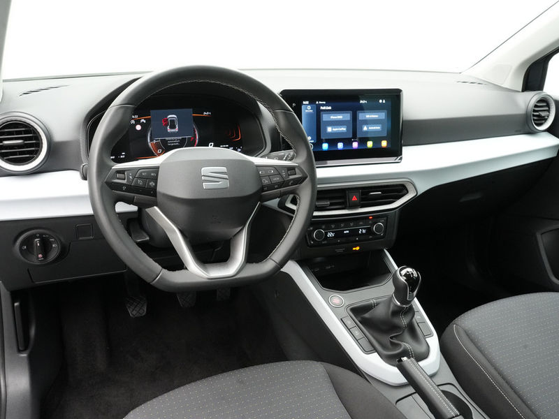 SEAT Arona Style NAVI VIRT ACC KAM SHZ CARPLAY LED — photo 4