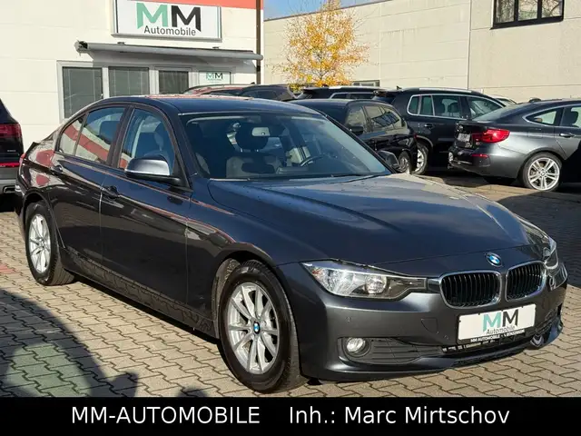 BMW 316 i Lim-2.HAND-NAV-PDC-SHZ-KLIMAAU-BLUET-BMW KD