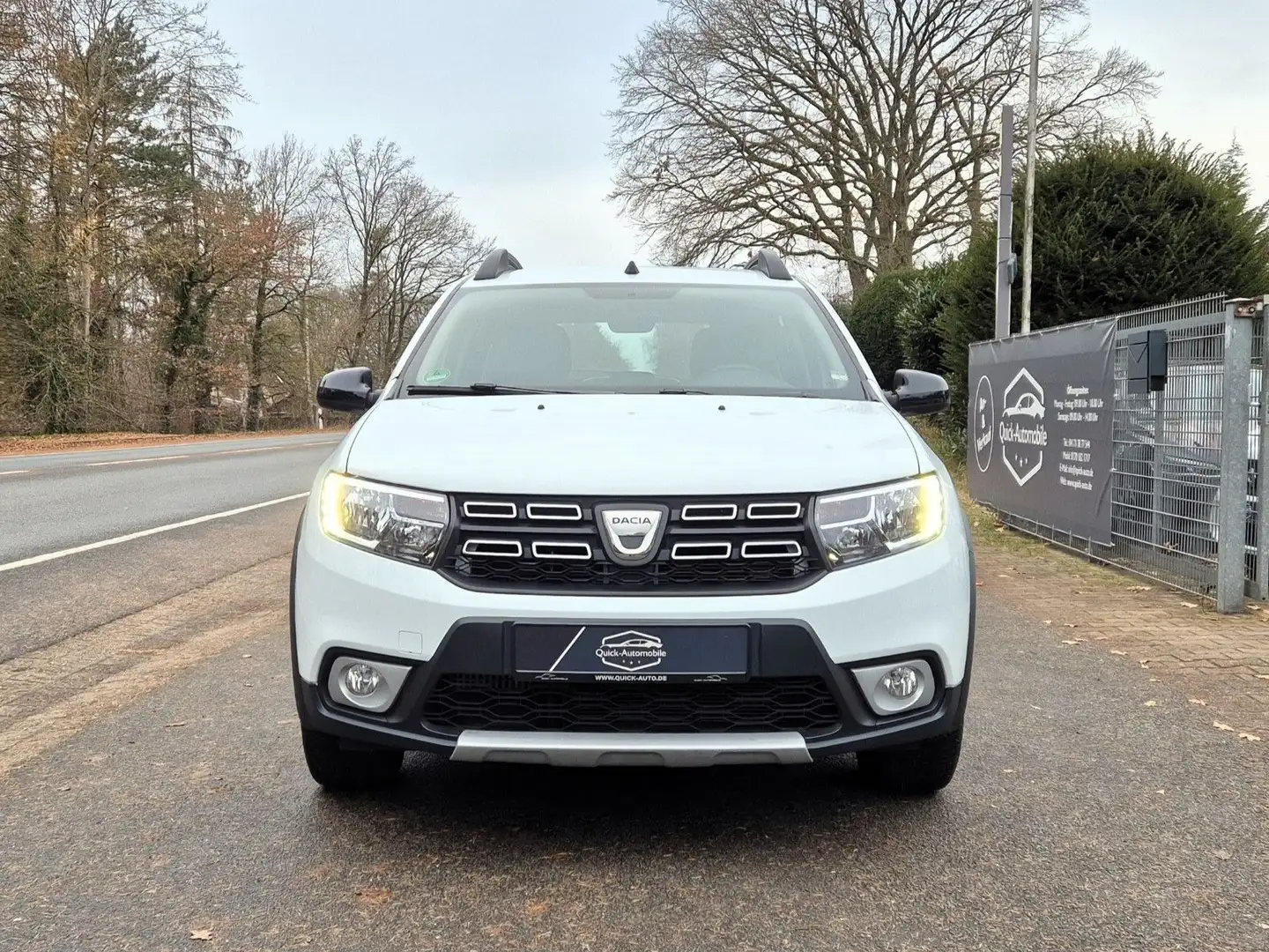 Dacia Sandero II Stepway Celebration |Benzin-LPG| Weiß - 2
