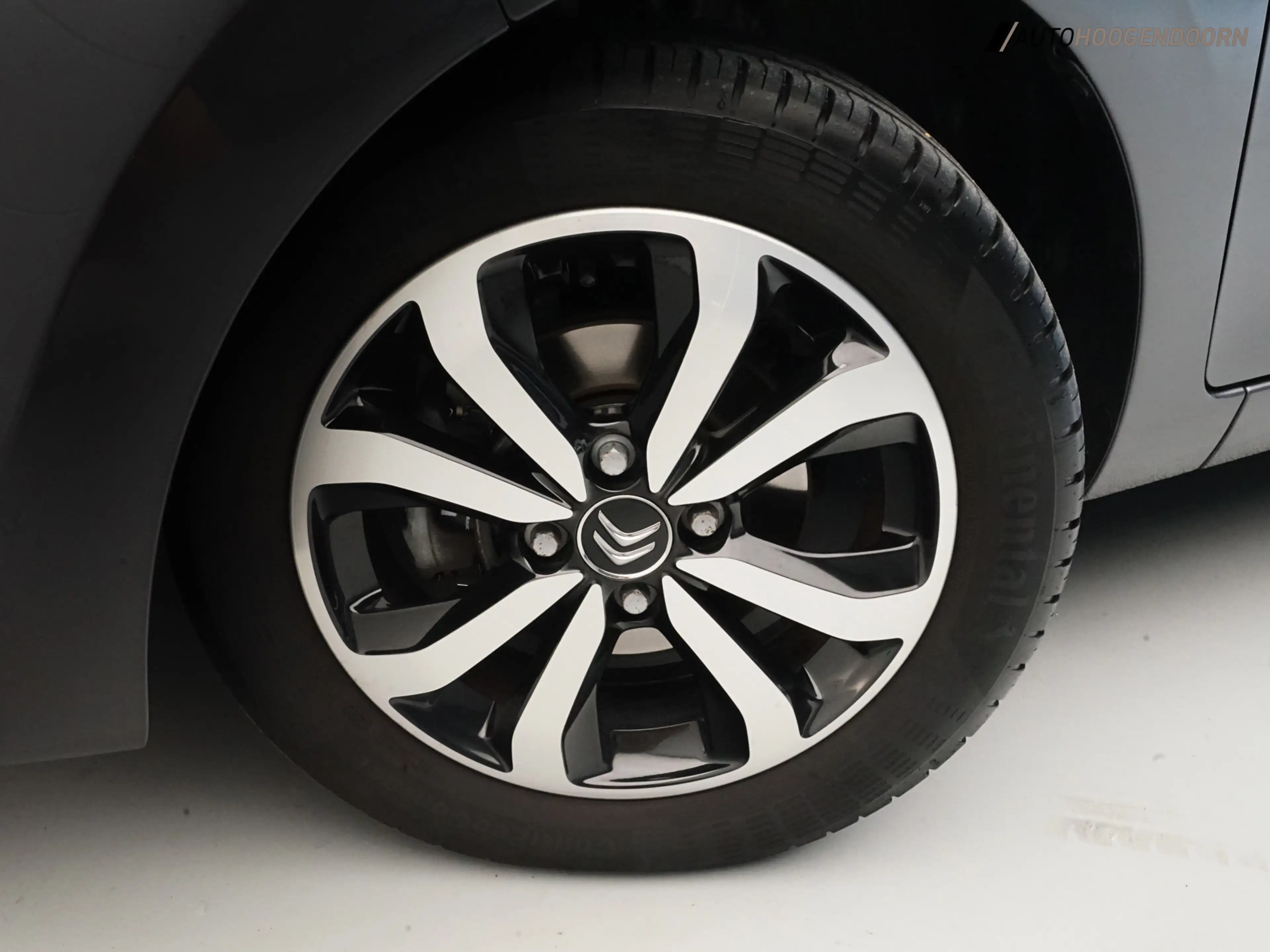 Citroen C1 1.0 VTi Shine Sport (APPLE CARPLAY,CRUISE,AIRCO,CO — photo 9