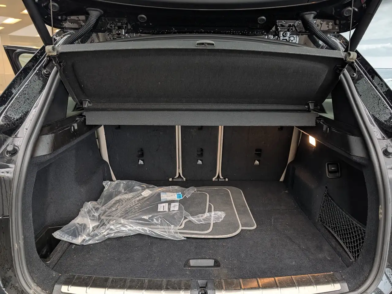 BMW X1 снимка BMW X1