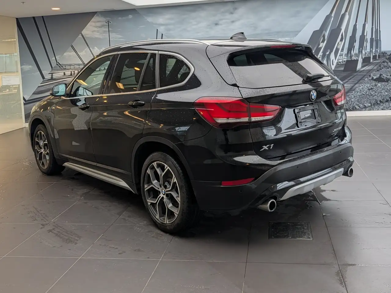 BMW X1 снимка BMW X1