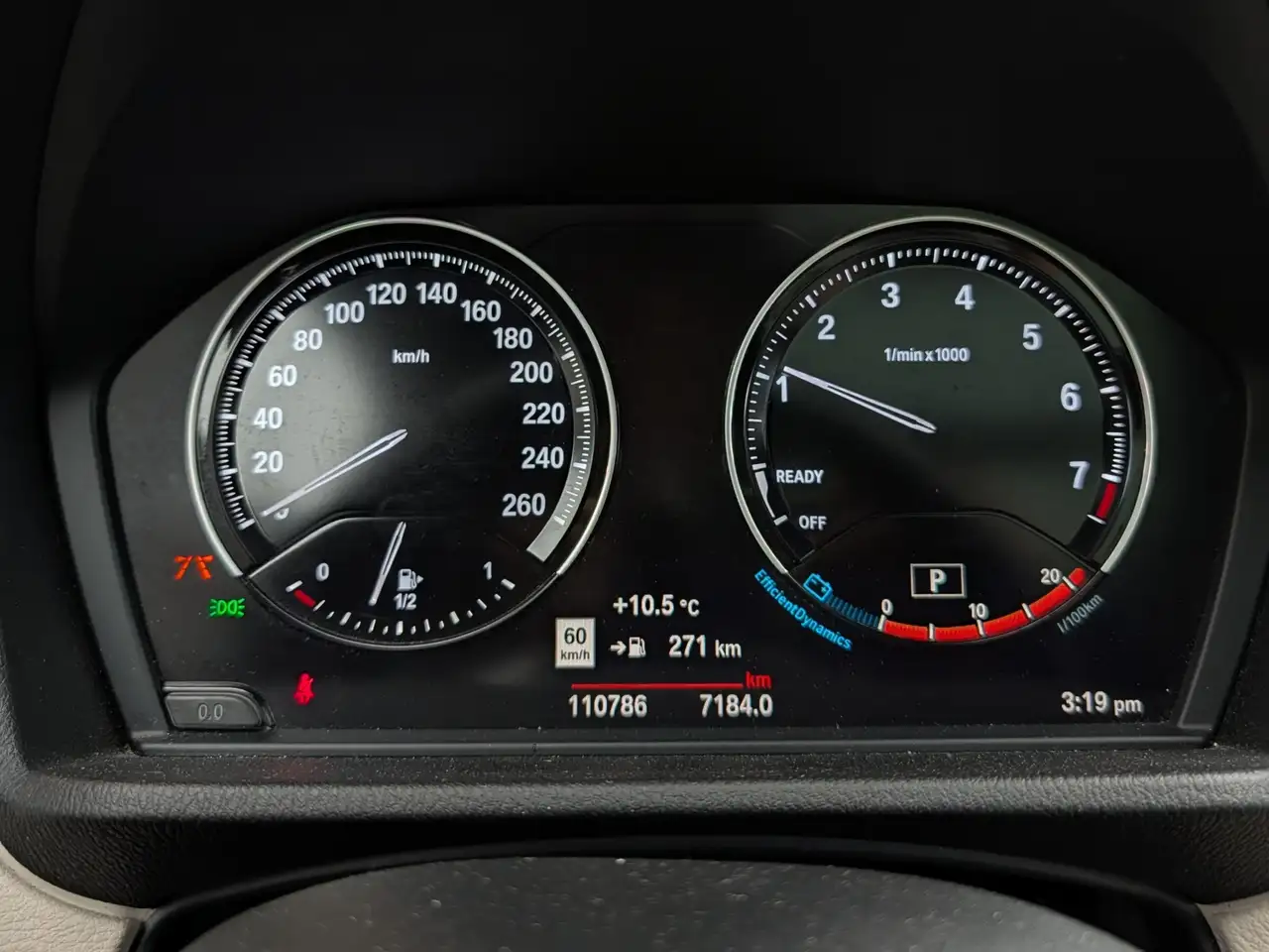 BMW X1 снимка BMW X1