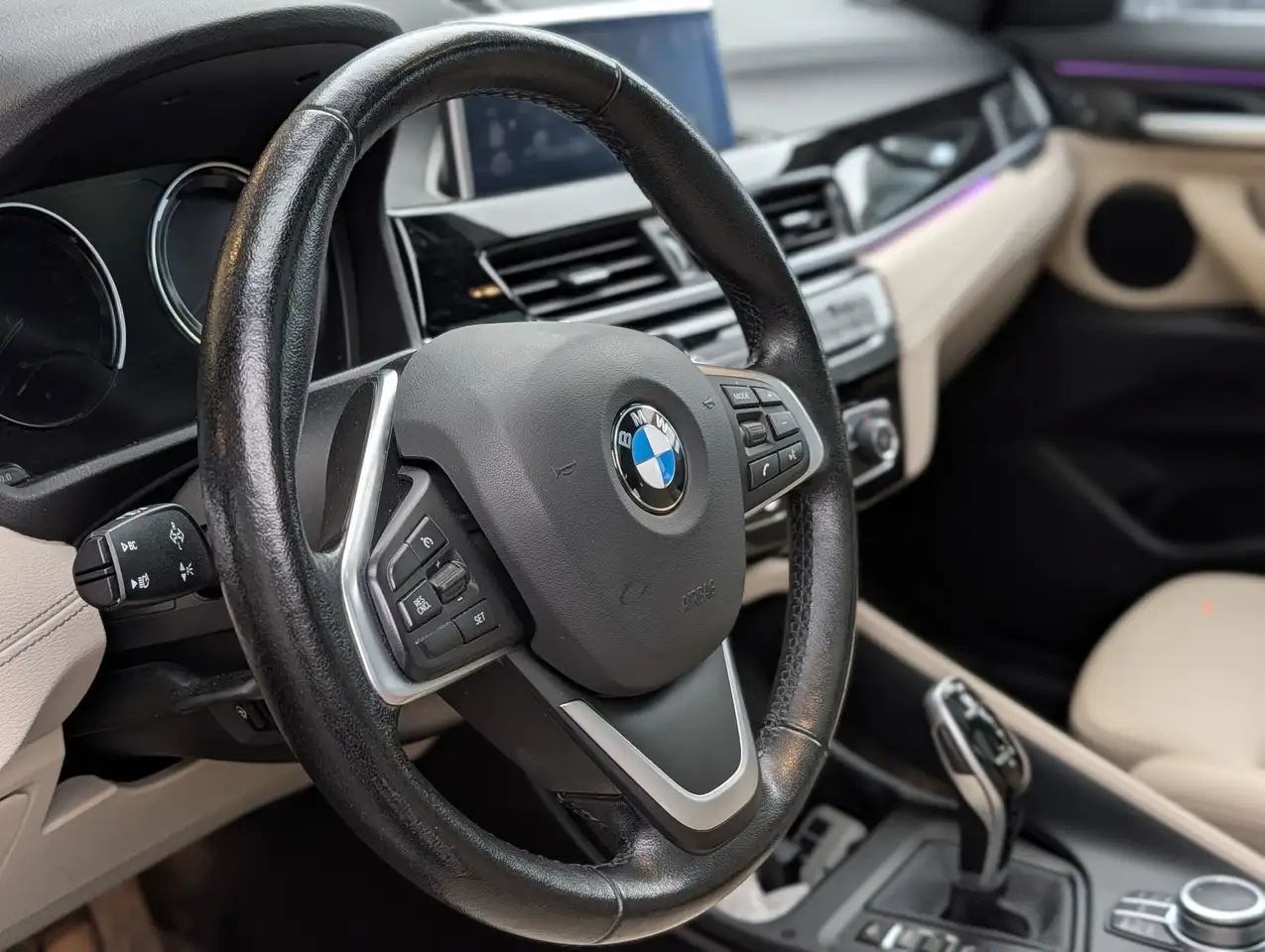 BMW X1 снимка BMW X1