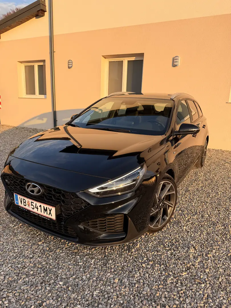 Hyundai i30 i30 1,6 MHEV N-Line Schwarz - 1