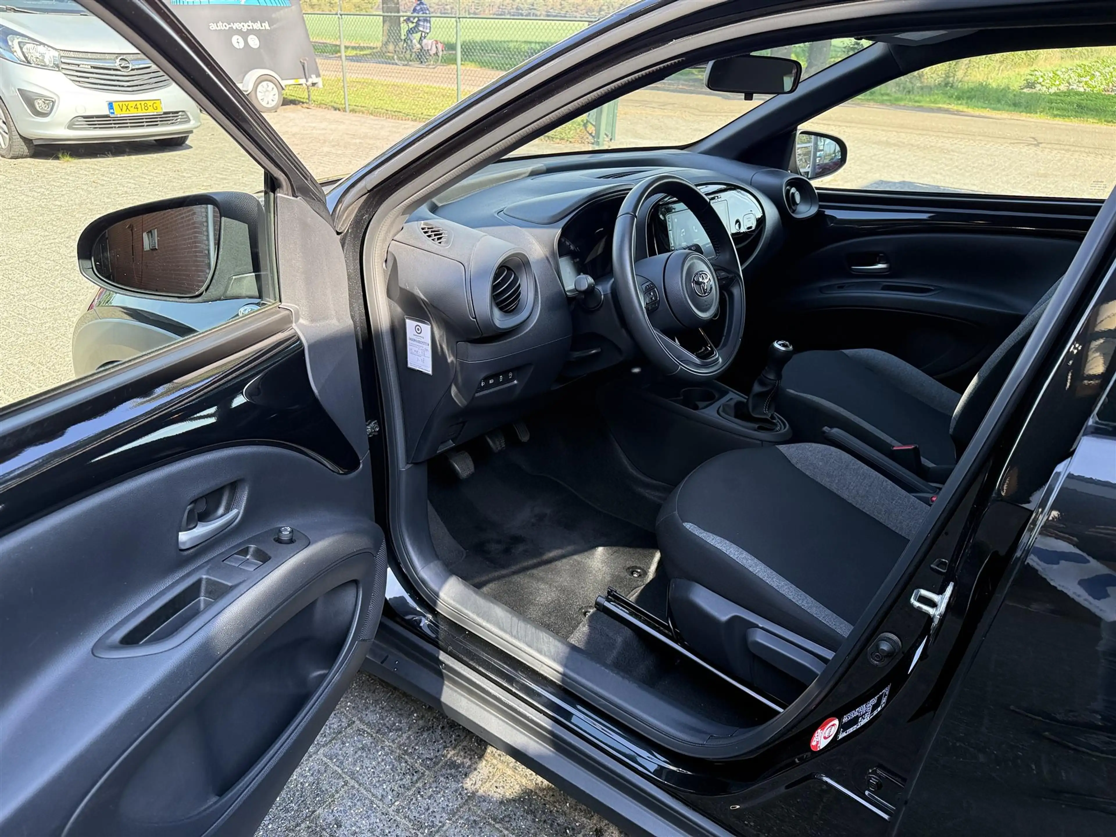 Toyota Aygo X 1.0 VVT-i MT Play — photo 10