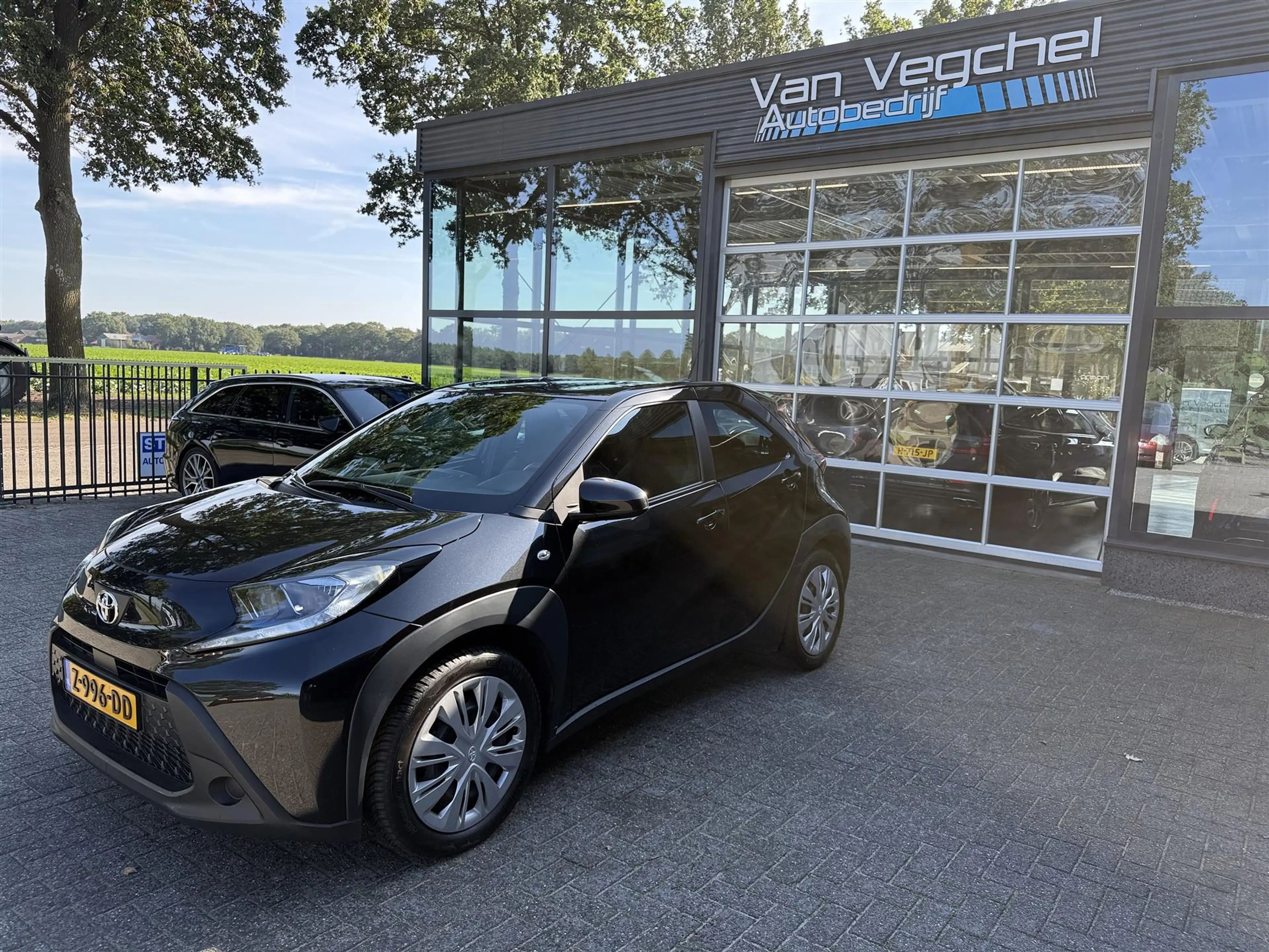 Toyota Aygo X 1.0 VVT-i MT Play