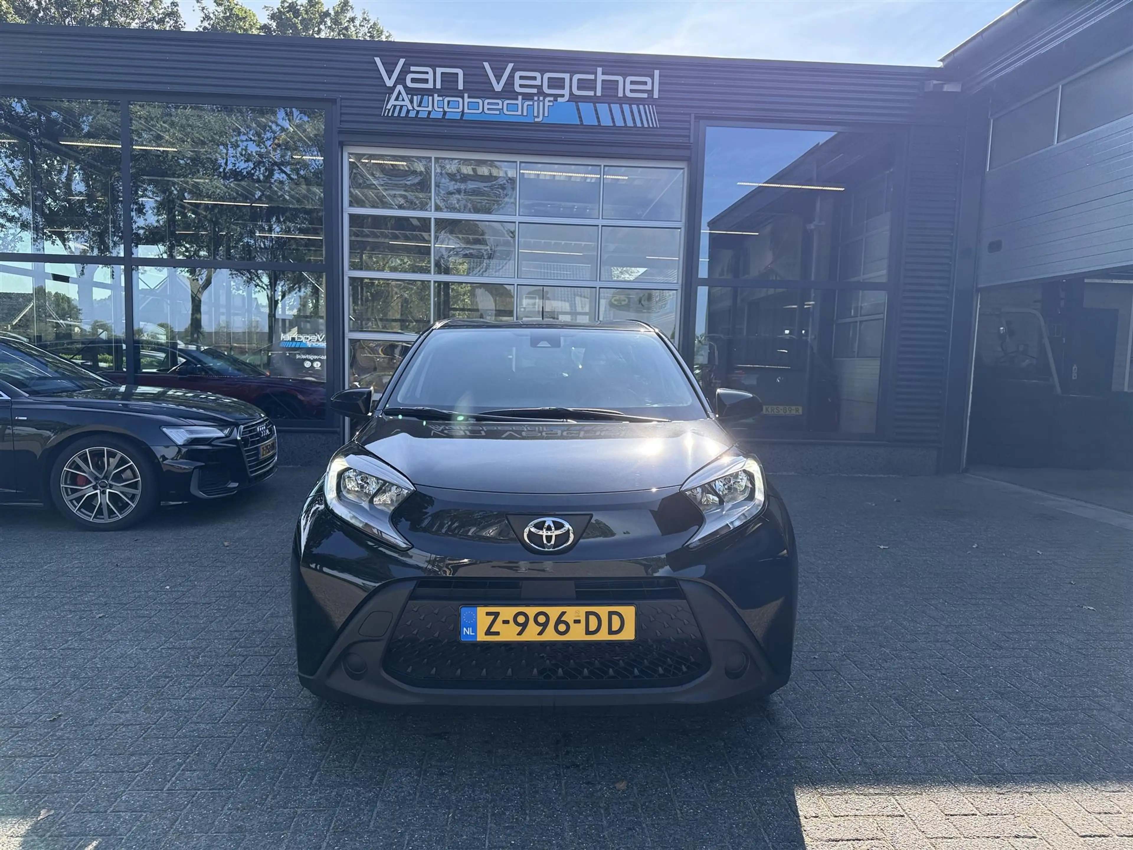 Toyota Aygo X 1.0 VVT-i MT Play — photo 8