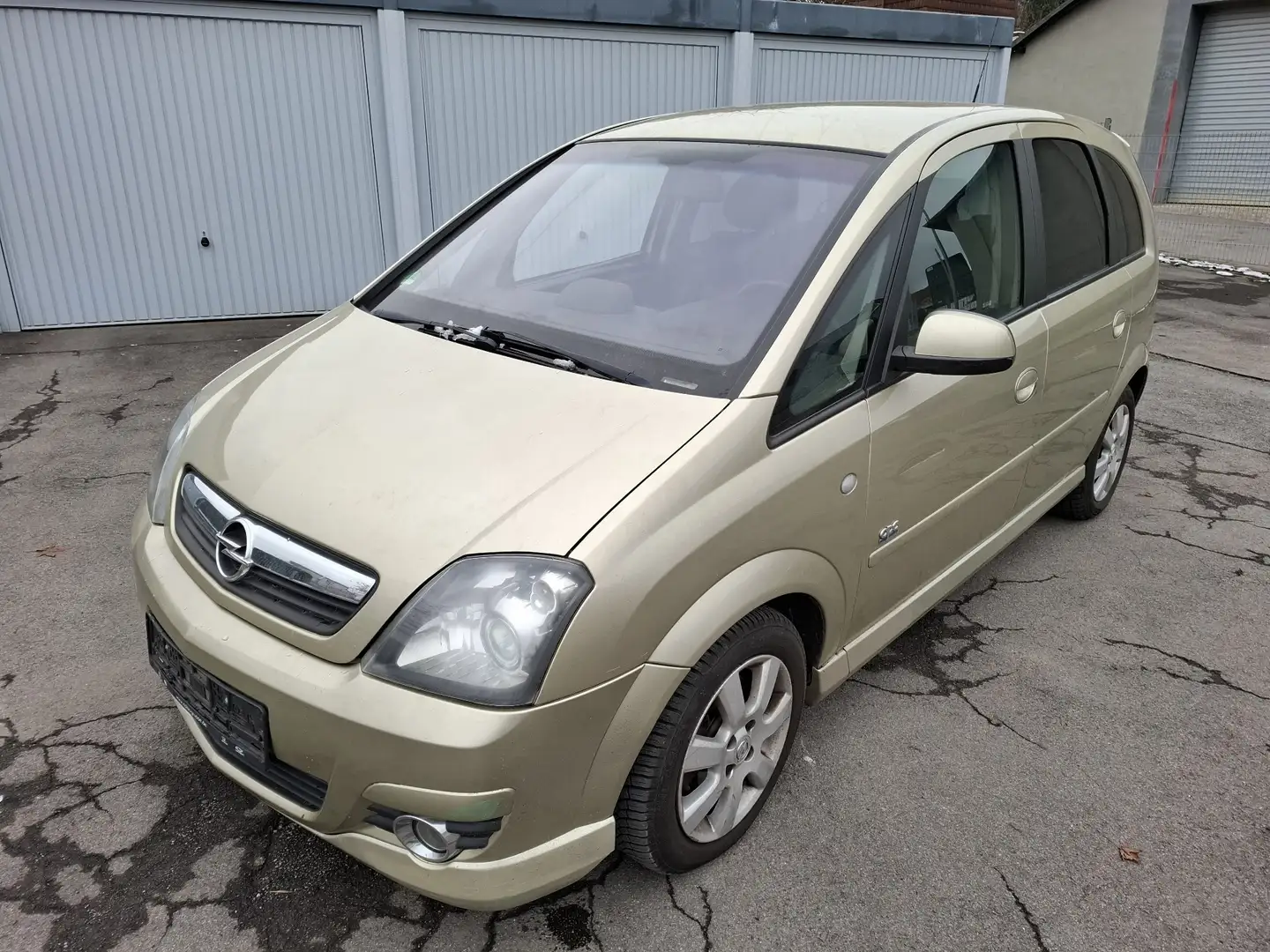 Opel Meriva Innovation "110 Jahre" Allwetterreifen Automatik Bej - 1
