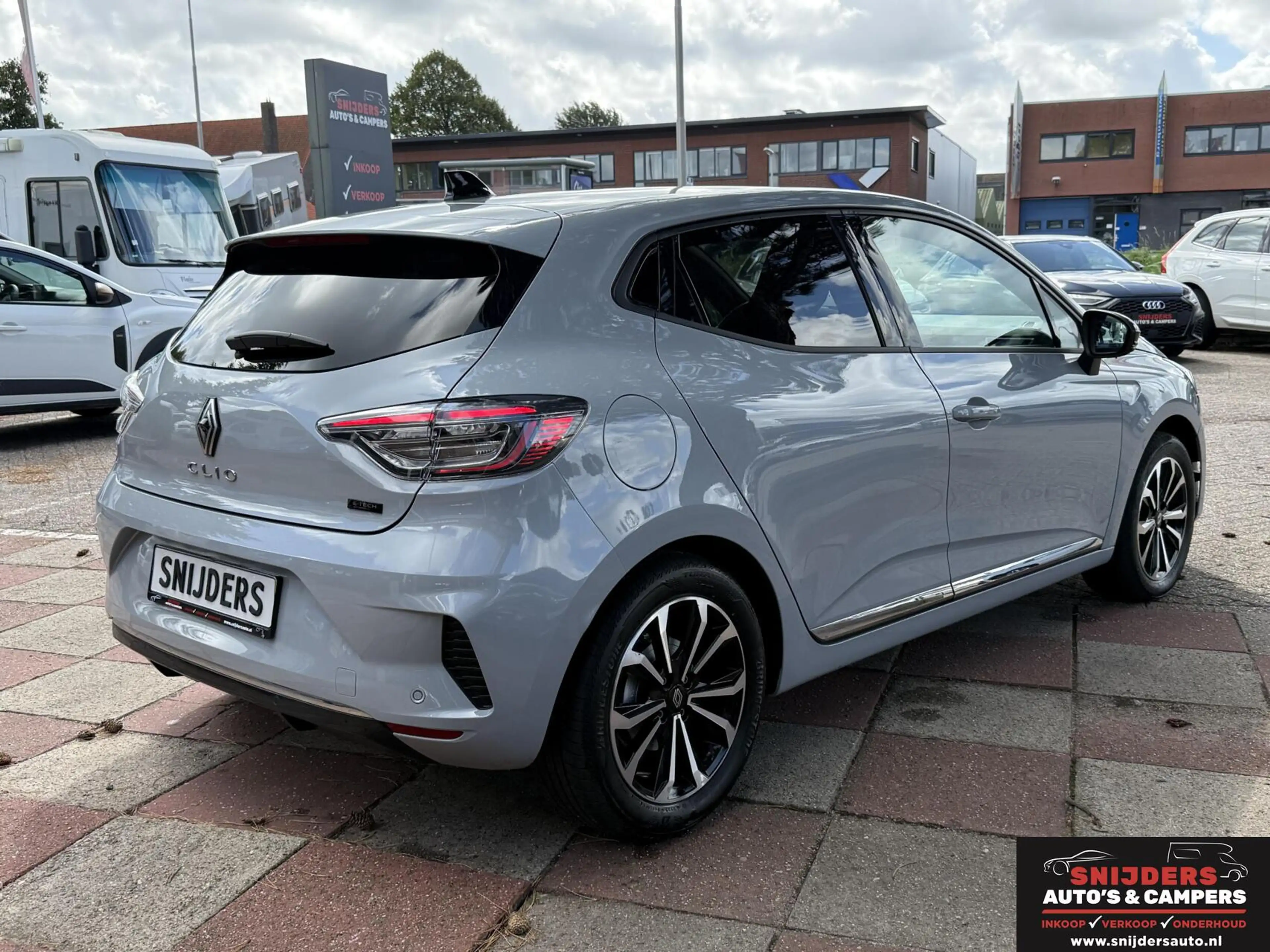 Renault Clio 1.6 E-Tech Full Hybrid 145 techno groot scherm — photo 4