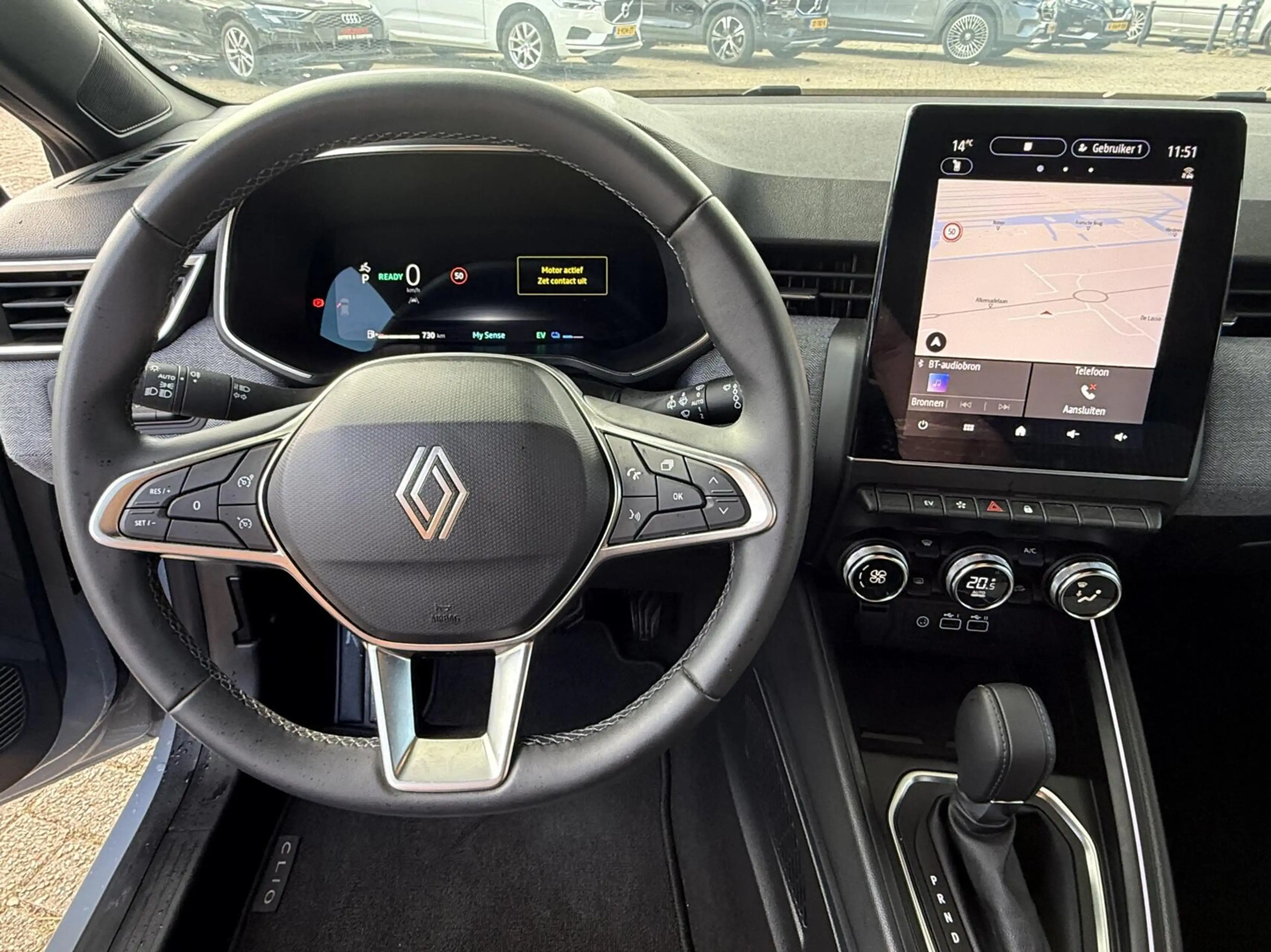 Renault Clio 1.6 E-Tech Full Hybrid 145 techno groot scherm — photo 13
