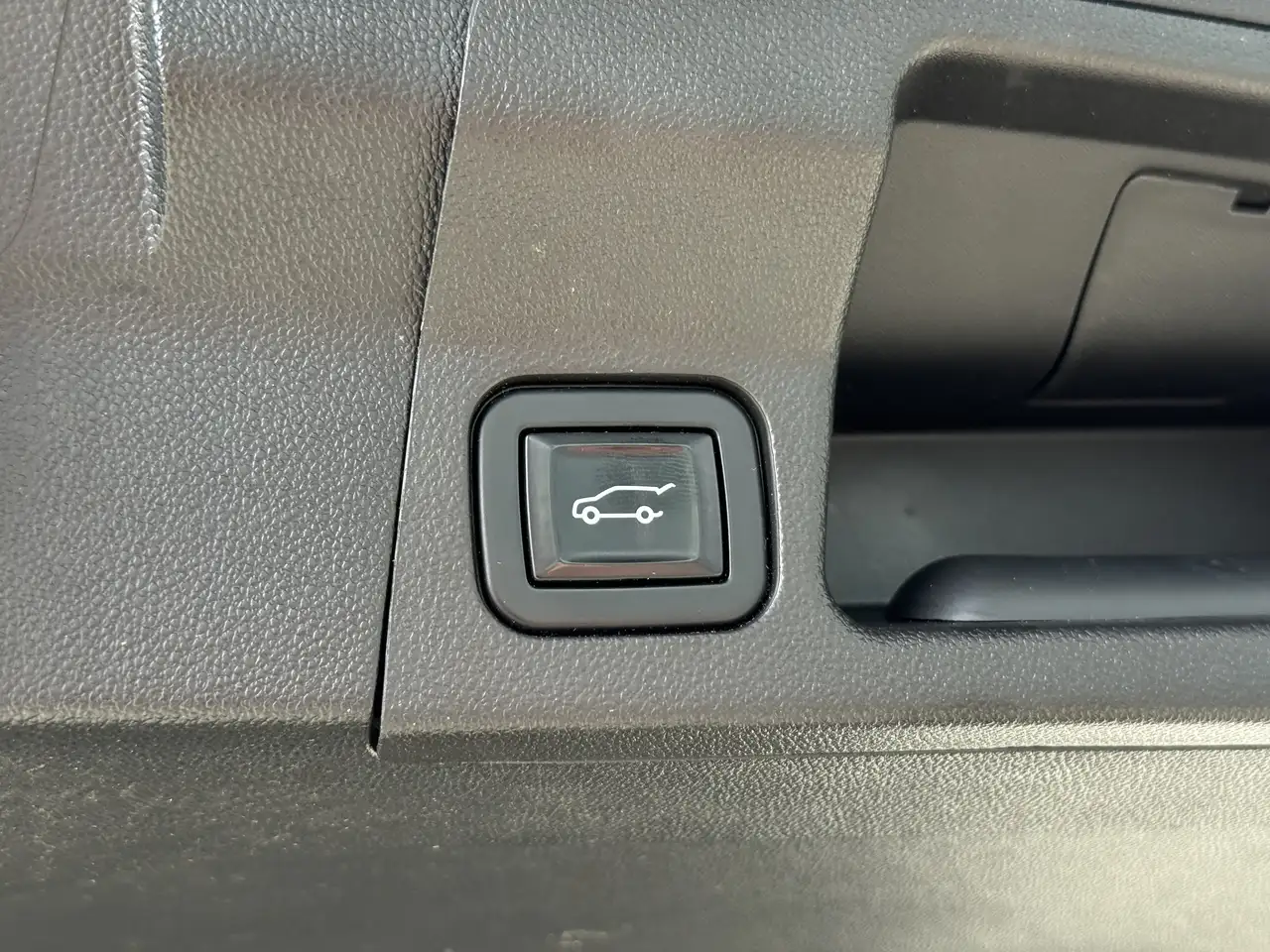 GMC Acadia снимка GMC Acadia