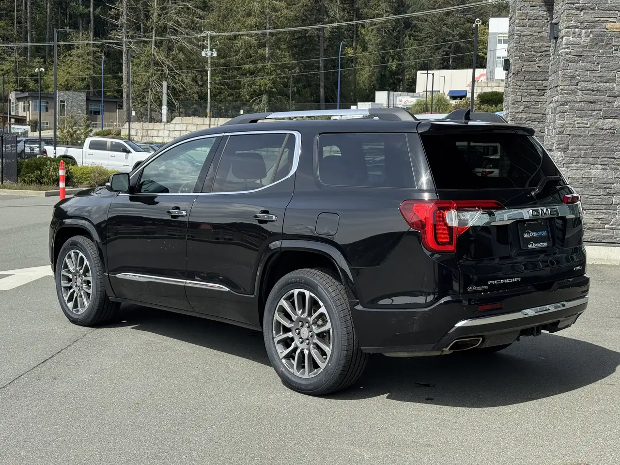 GMC Acadia снимка GMC Acadia