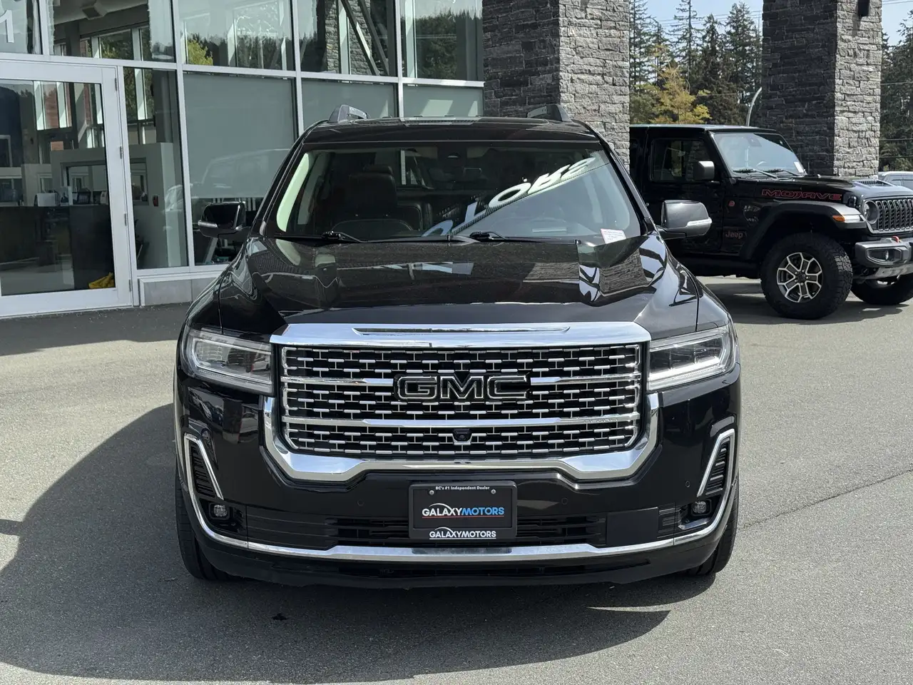 GMC Acadia снимка GMC Acadia