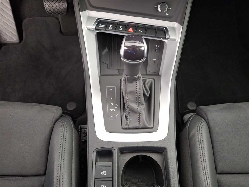 Audi Q3 Sportback S line 45 2.0 TFSI  Quattro S-tronic — photo 15