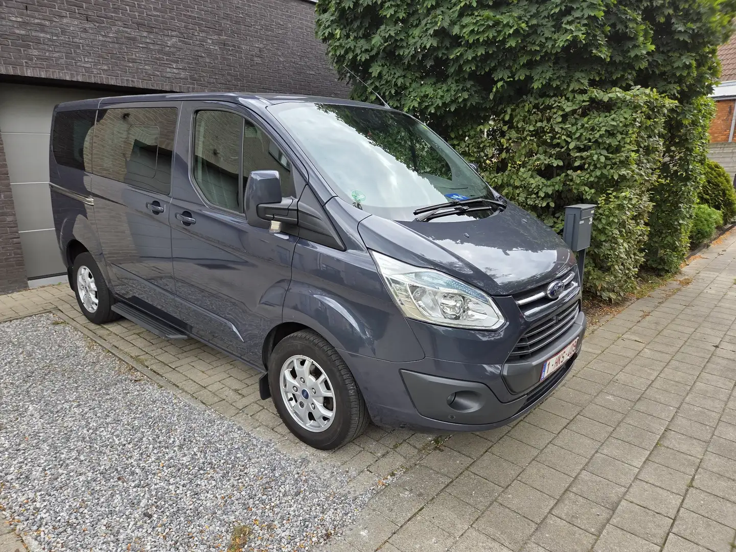 Ford Tourneo Custom 300 L1H1 VA Titanium - 1