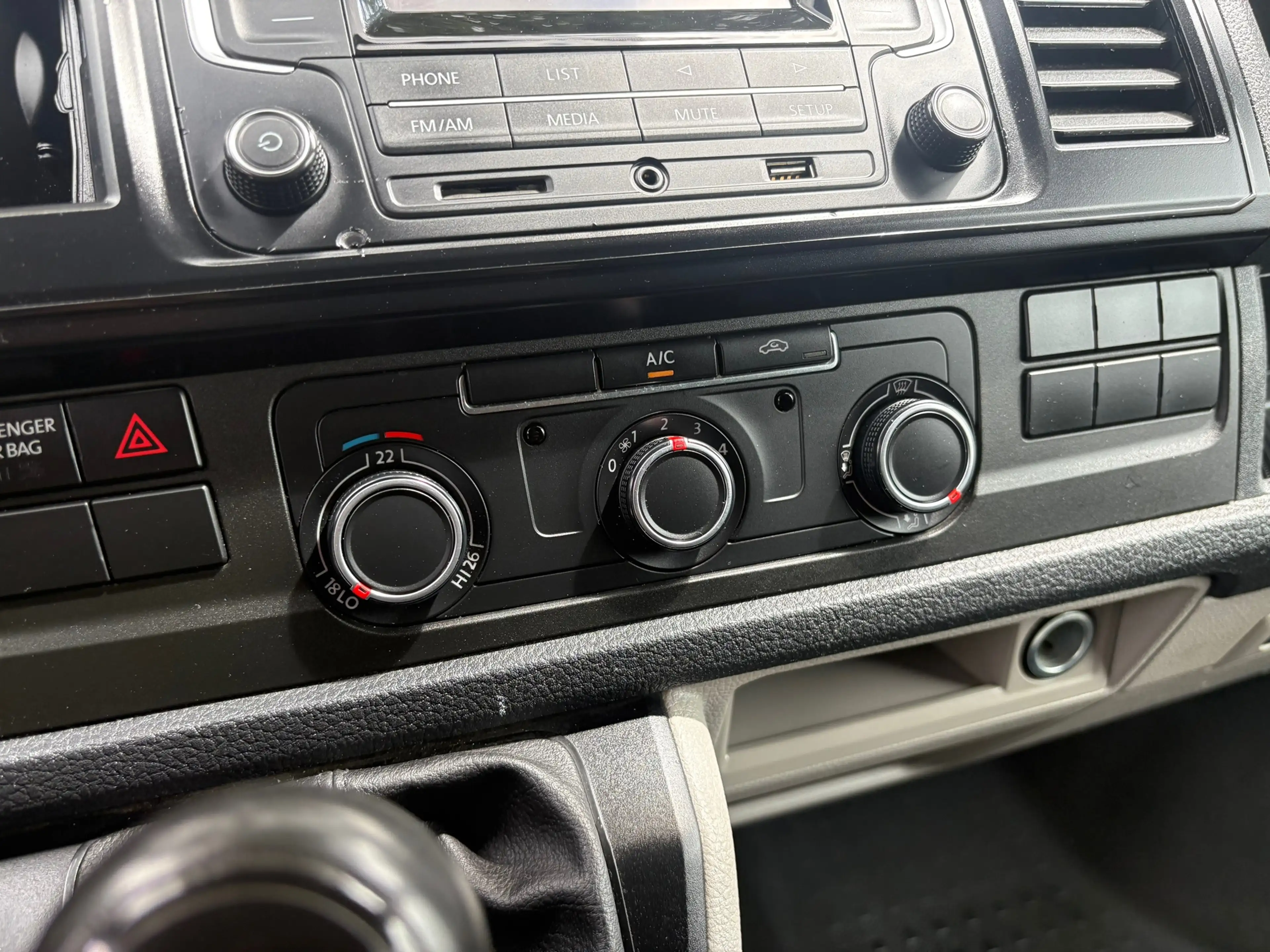 Volkswagen Transporter 2.0 TDI L2H1 Comfortline|NAP|airconditioning|cruis — photo 15