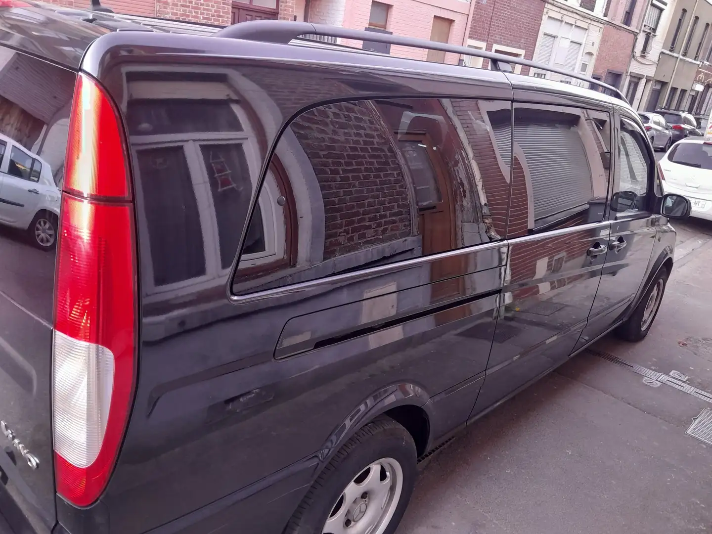 Mercedes-Benz Viano 2.2 CDI 4Matic Long Trend A Černá - 2