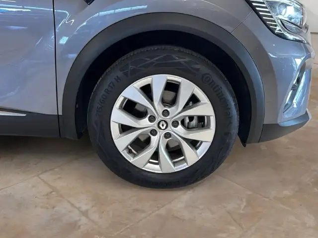 Renault Captur view 6