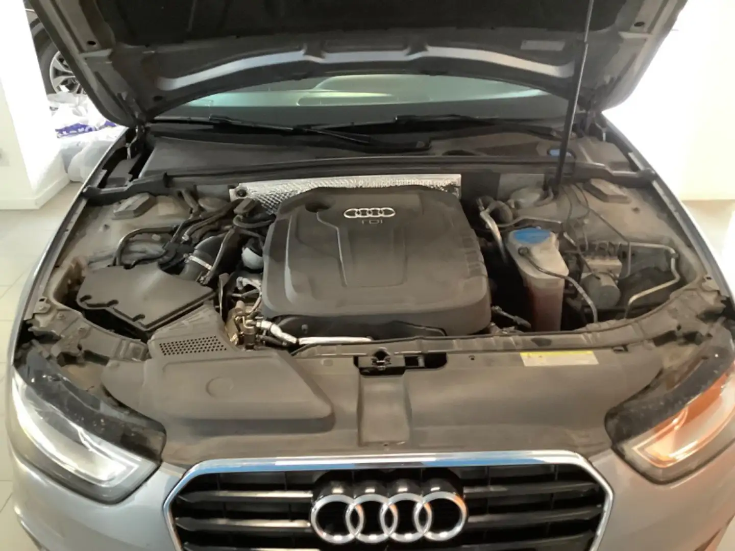 Audi A4 2.0 tdi 150cv S-line automatica - FINANZIABILE Gris - 2