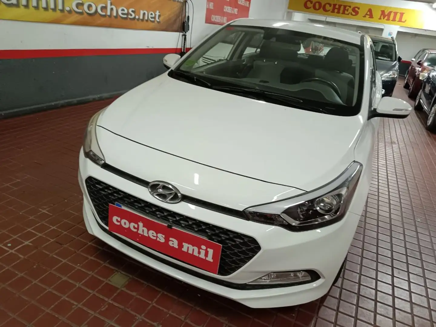 Hyundai i20 1.2 MPI Tecno Blanco - 2