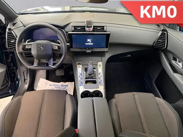 DS Automobiles DS 7 Crossback view 11