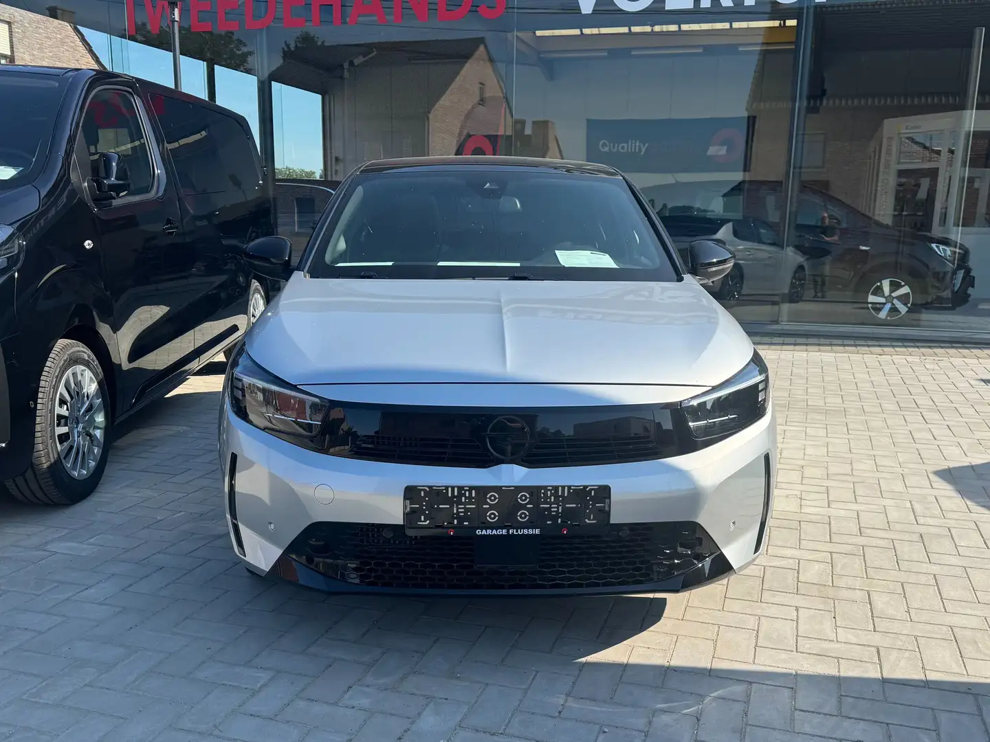 Opel Corsa 1.2Turbo/130PK AUTO/GS/PANODAK/NAVI/WINTERPACK Argent - 2