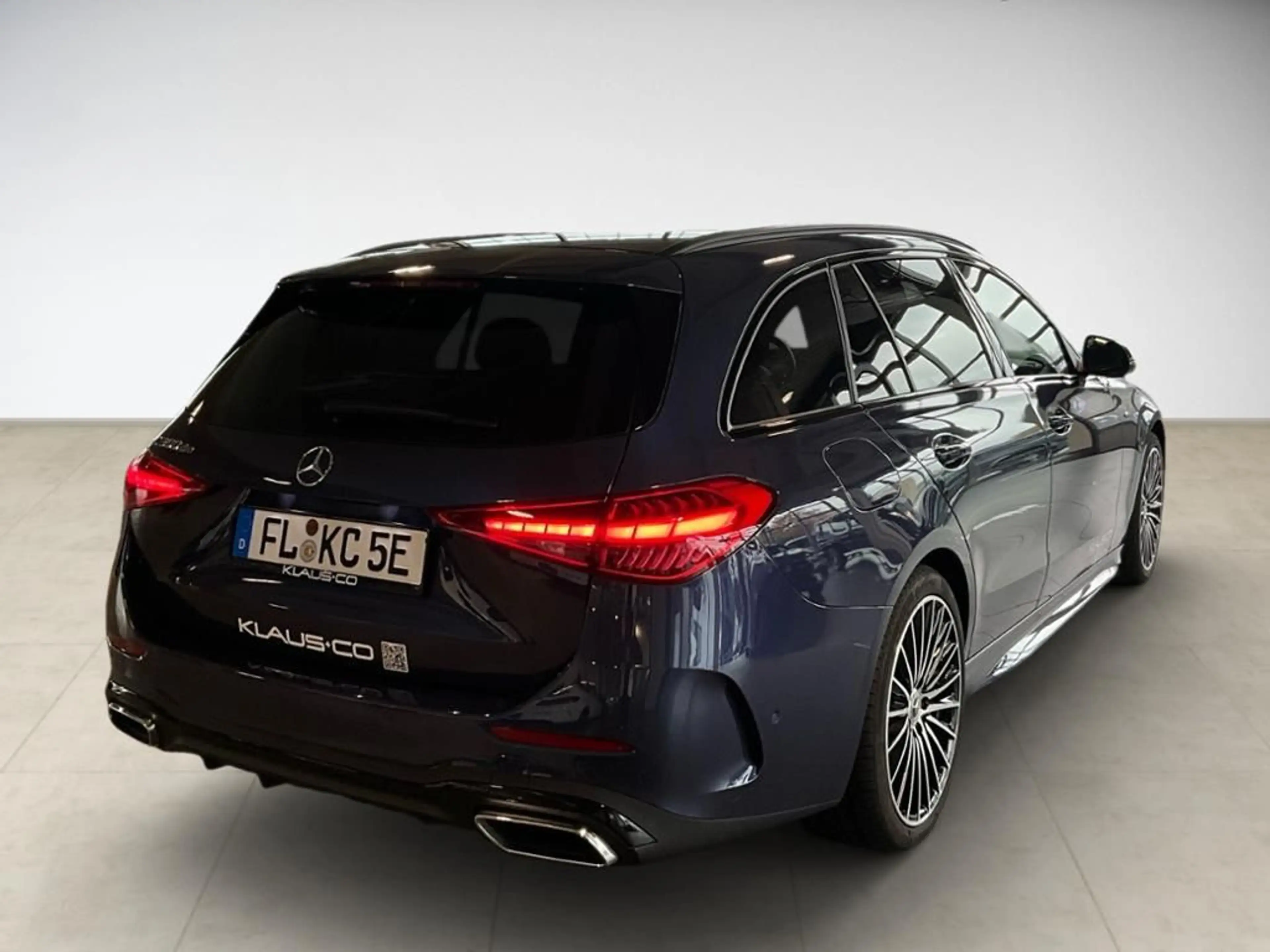 Mercedes-Benz C 300 de T AMG 360 ACC AHK AUT Kam. KeyLess LED — photo 4