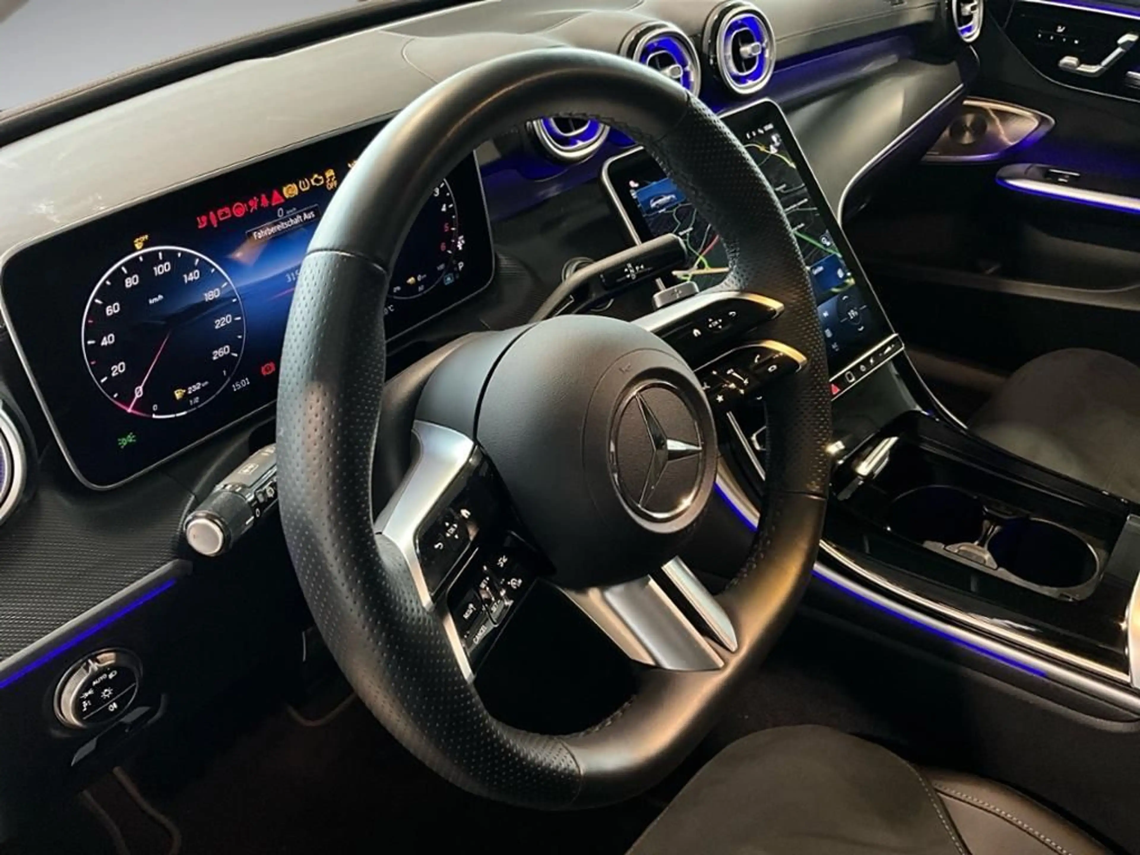 Mercedes-Benz C 300 de T AMG 360 ACC AHK AUT Kam. KeyLess LED — photo 7