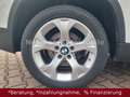 BMW X1 18 d sDrive Weiß - thumbnail 13