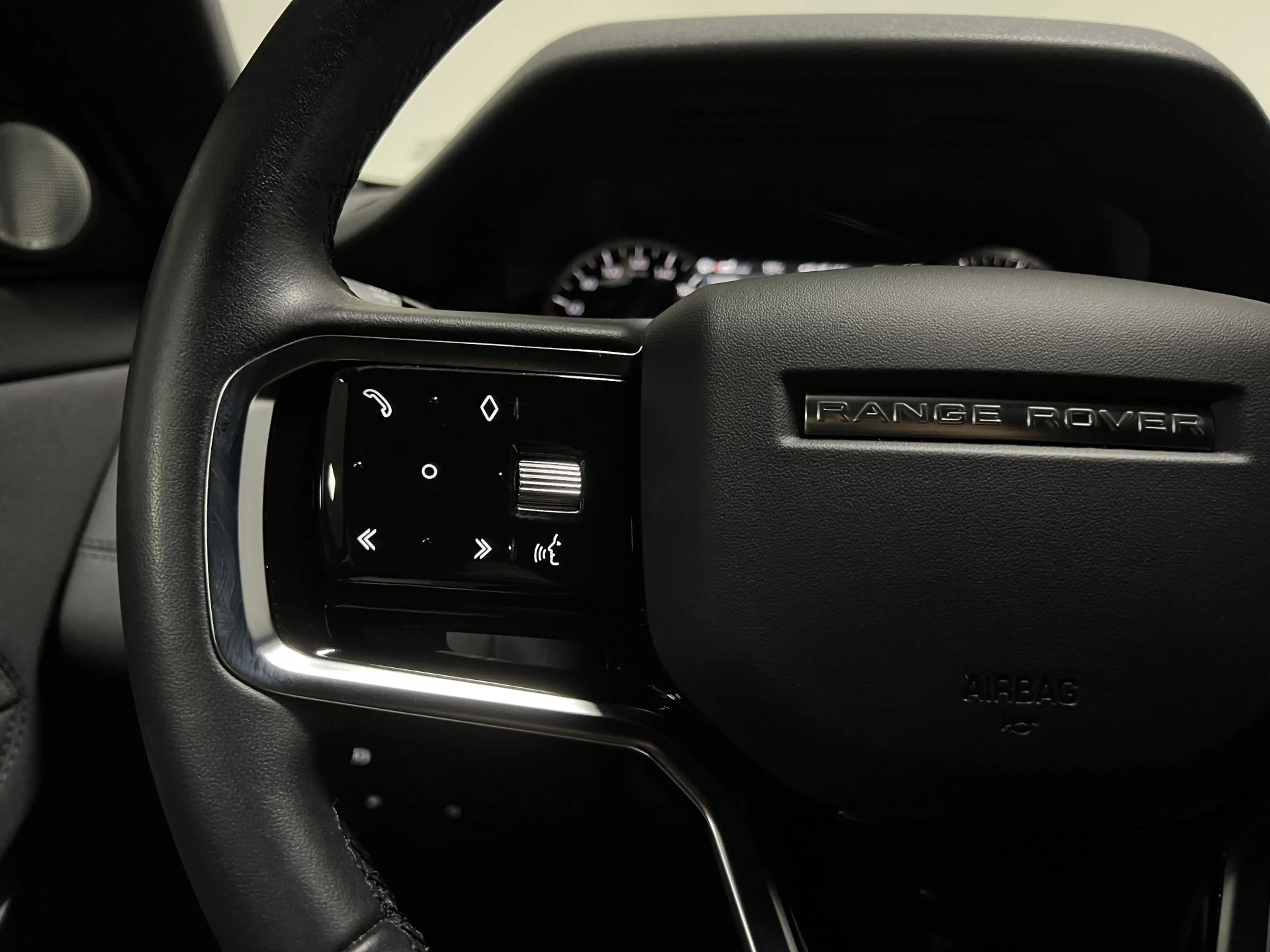 Land Rover Range Rover Evoque 1.5 P300e AWD R-Dynamic HSE | TREKHAAK | NAVI | KE — photo 19