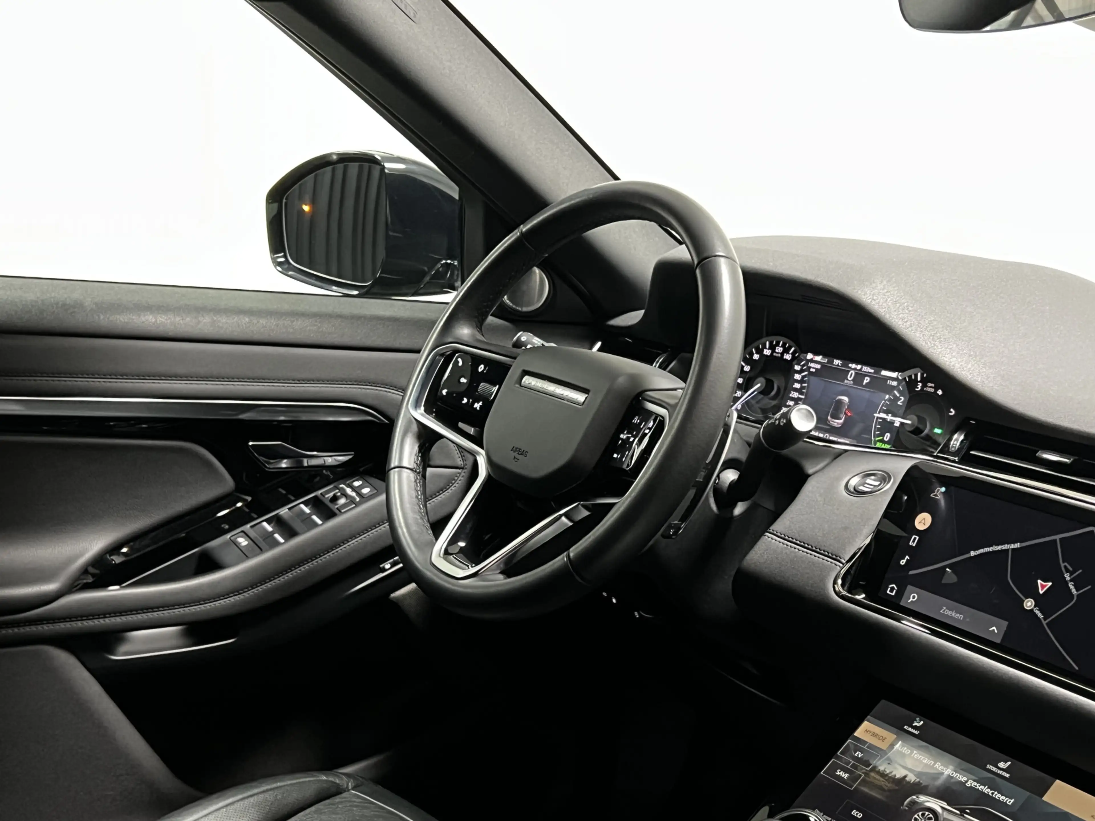 Land Rover Range Rover Evoque 1.5 P300e AWD R-Dynamic HSE | TREKHAAK | NAVI | KE — photo 43