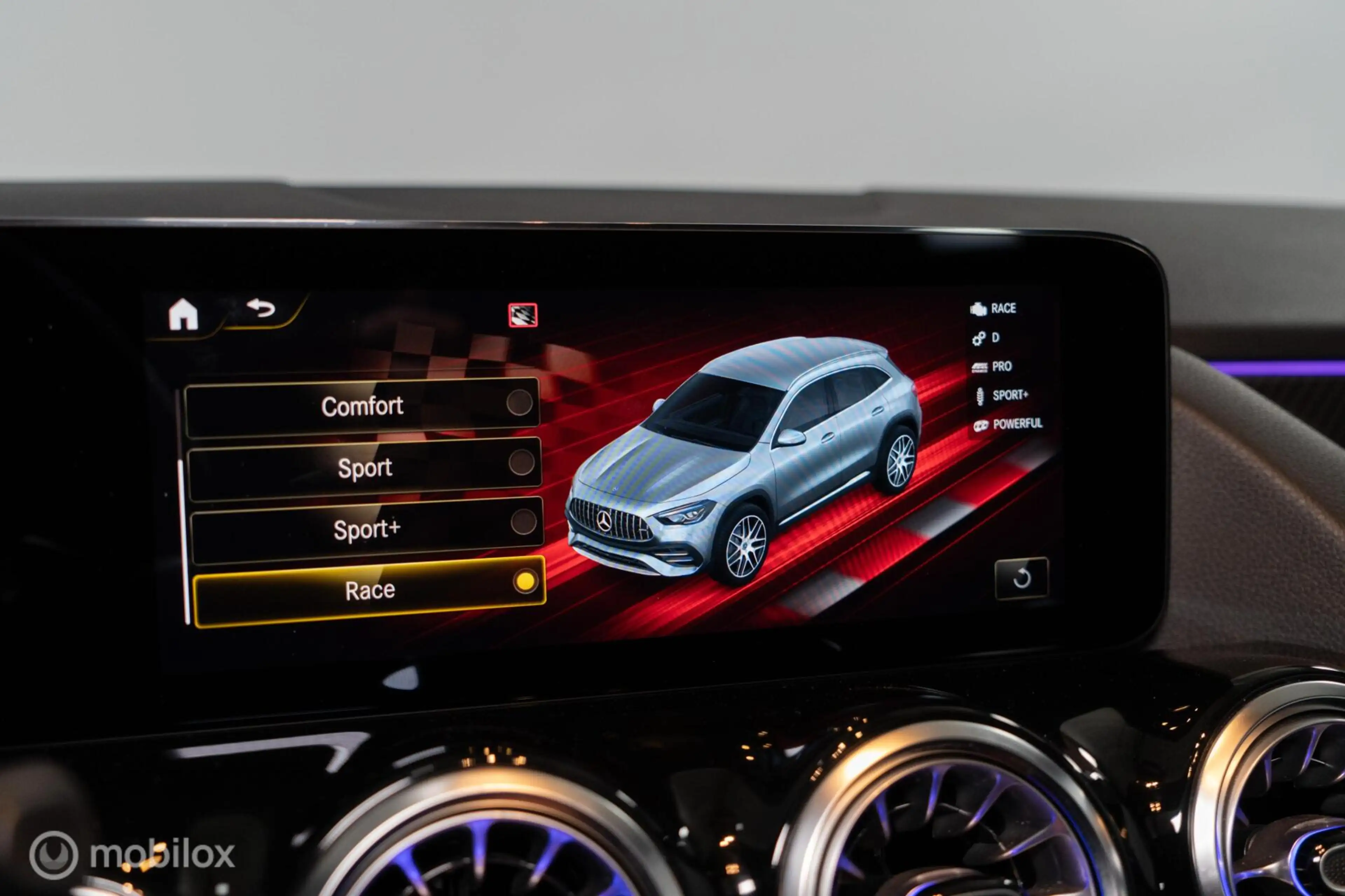 Mercedes-Benz GLA 45 AMG S 4MATIC+ PANO|MEMORY|BURM|KUIPST|360CAMERA — photo 28
