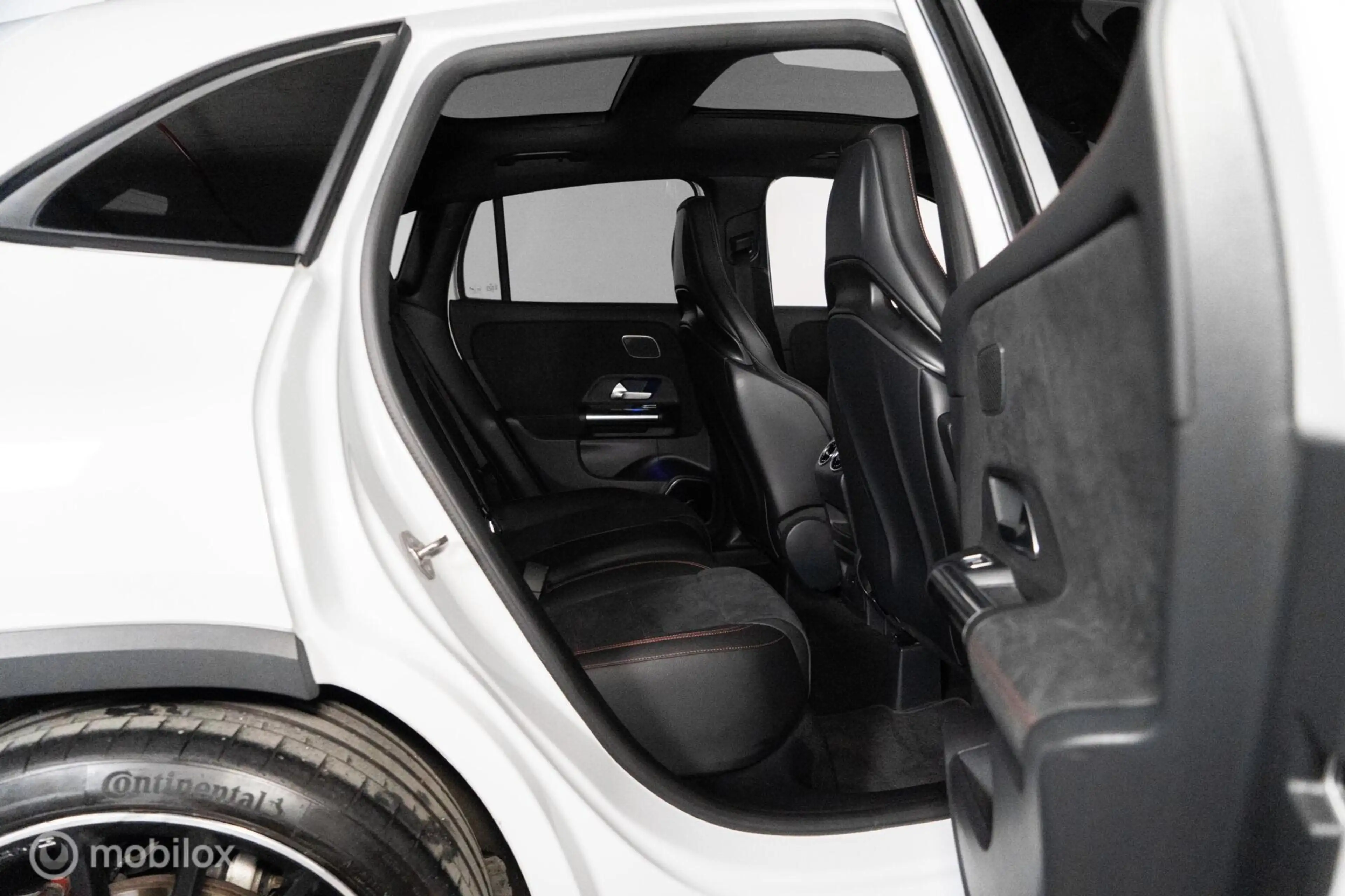 Mercedes-Benz GLA 45 AMG S 4MATIC+ PANO|MEMORY|BURM|KUIPST|360CAMERA — photo 23
