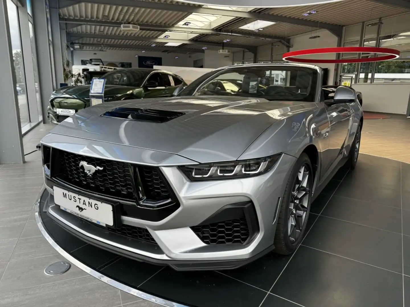 Ford Mustang Convertible 5.0 Ti-VCT V8 Aut. GT (S650) Silber - 2