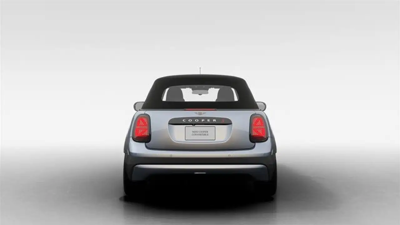 MINI Convertible снимка MINI Convertible