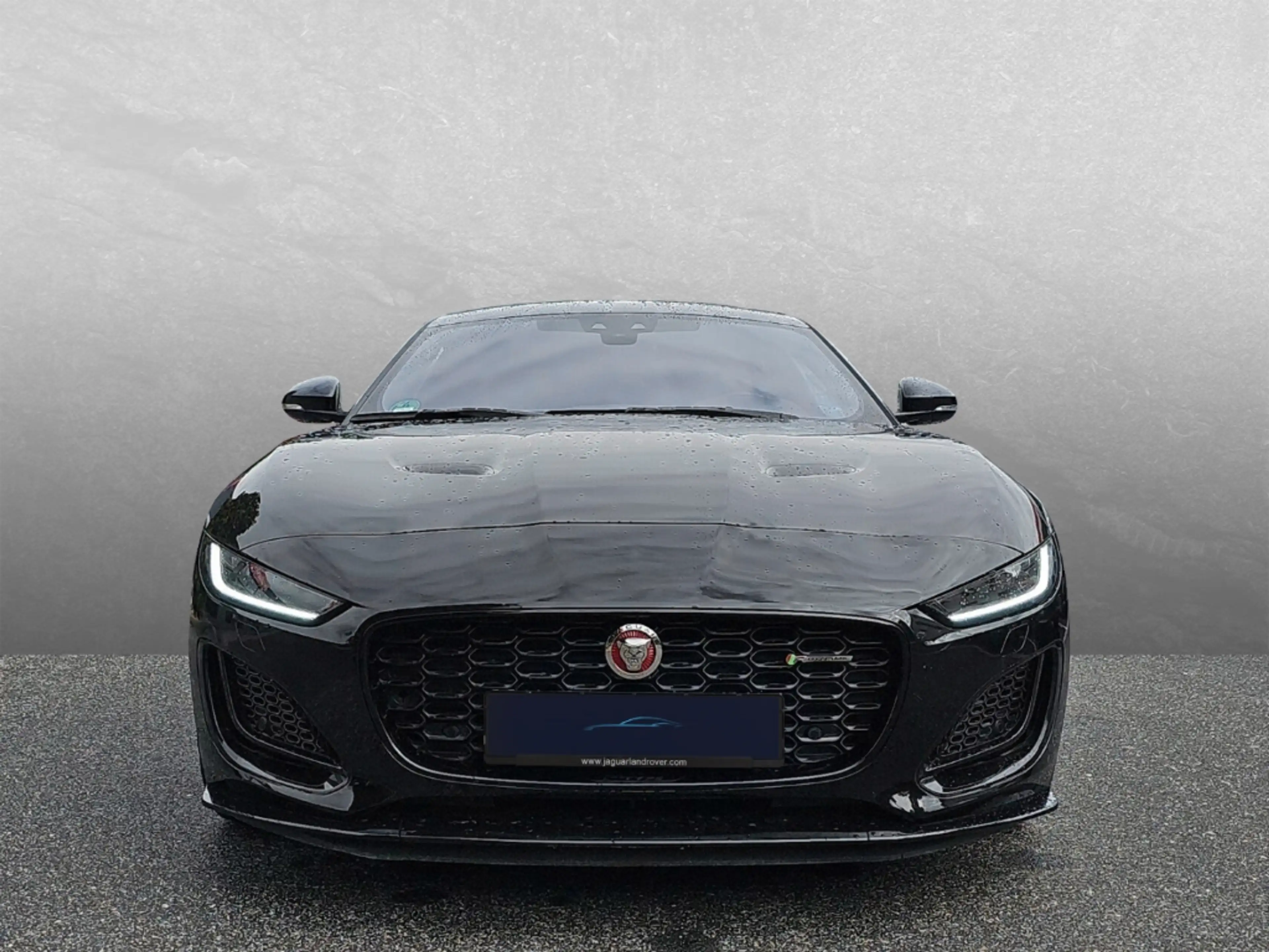 Jaguar F-Type P450 AWD R-Dynamic Black Coupe — photo 9